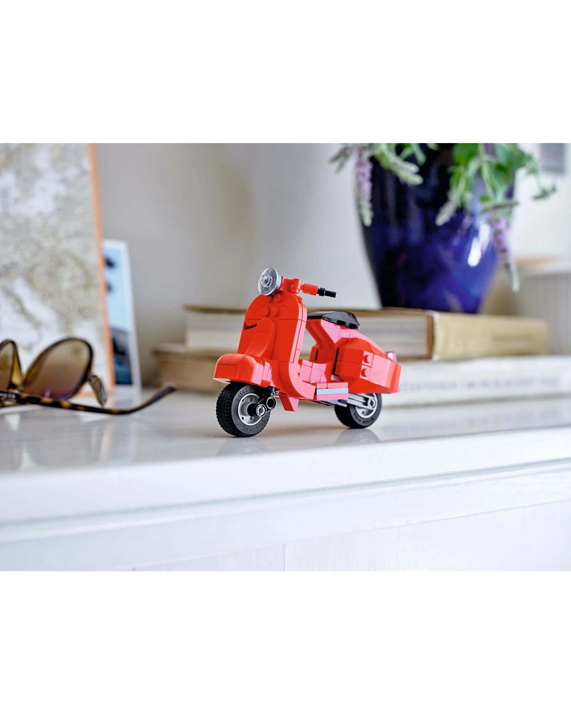 3 LEGO 40517 Vespa Motorcycle Exclusive Small 118pcs, 3 of 4