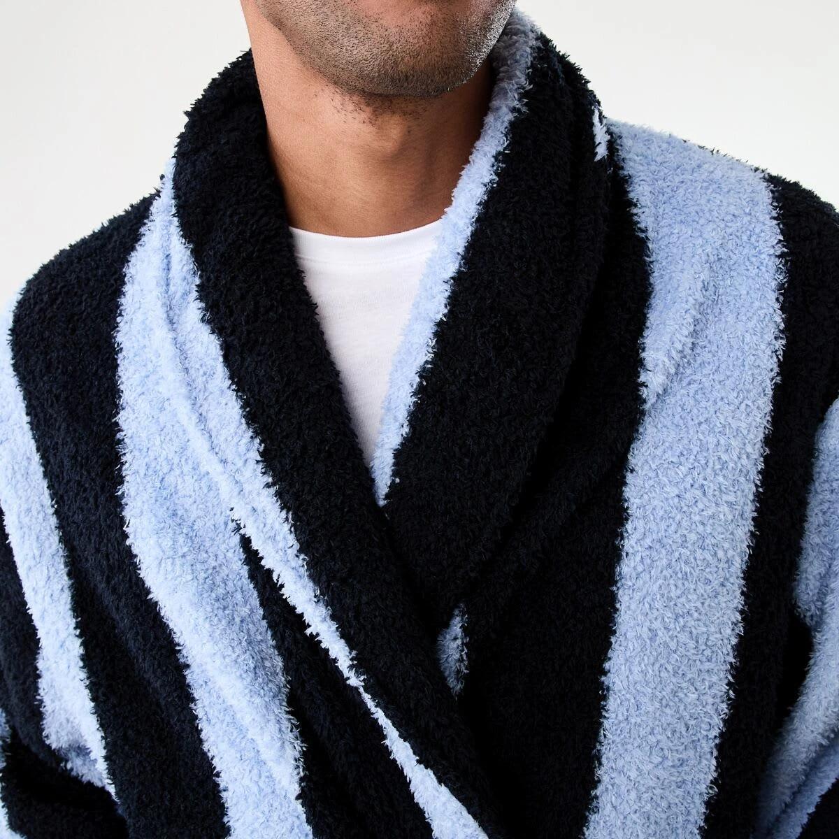 6 Cosy Fleece Gown Thk Stripe, 6 of 8