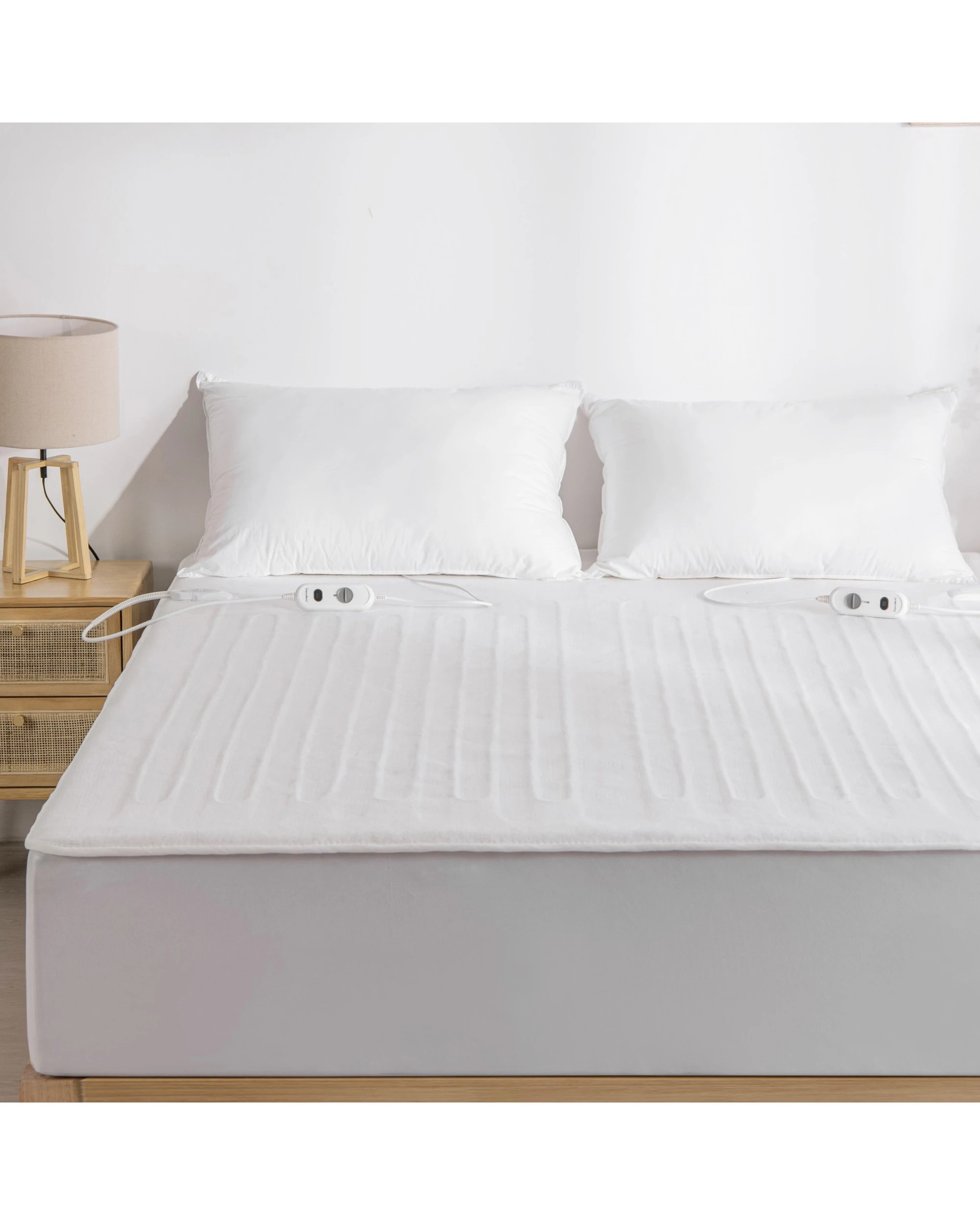 1 Dreamaker Essentials Fitted Washable Electric Blanket - Queen Bed - White, 1 of 9