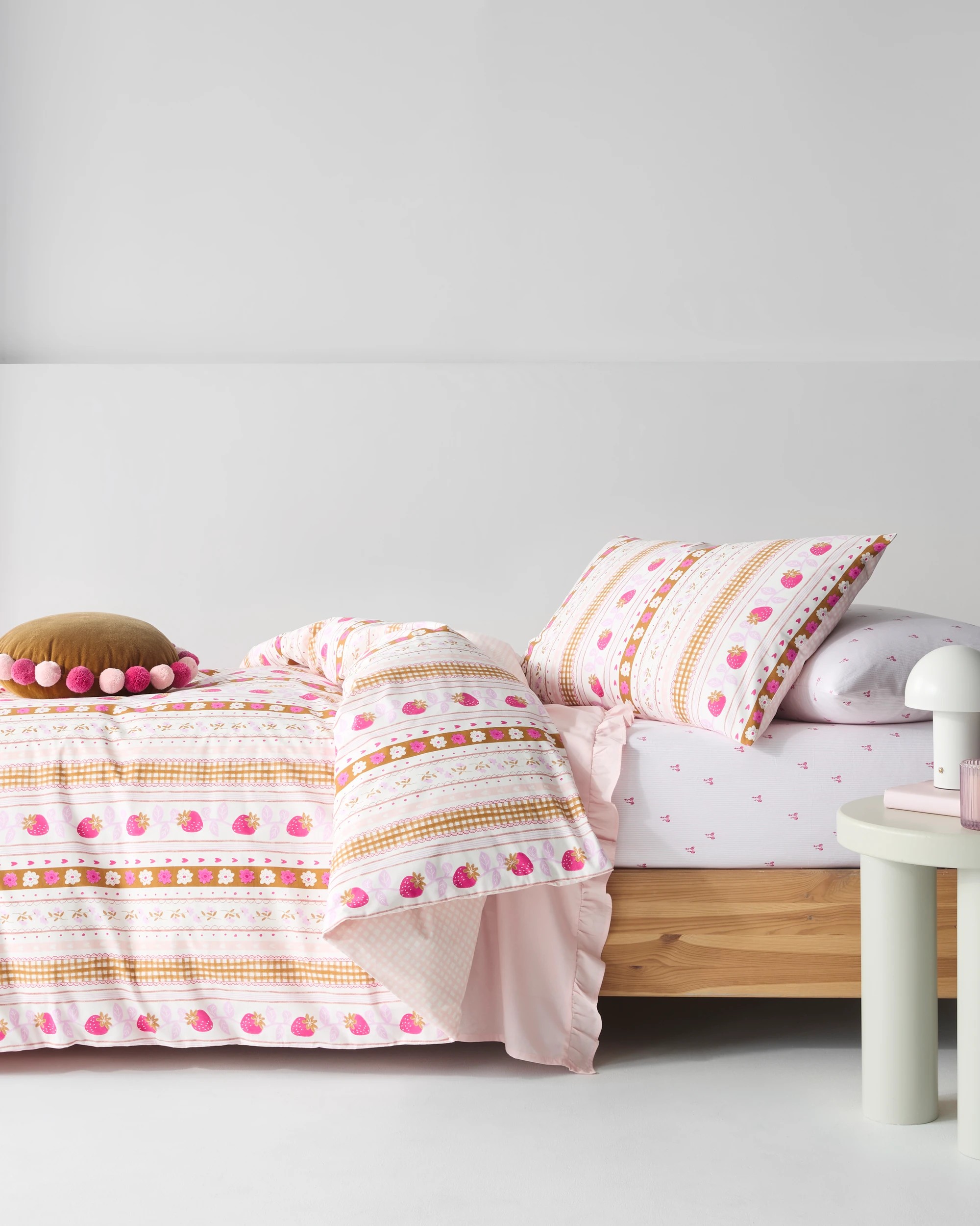 1 Target Delilah Floral Australian Cotton Quilt Cover Set - Queen Bed - Yellow, 1 of 3