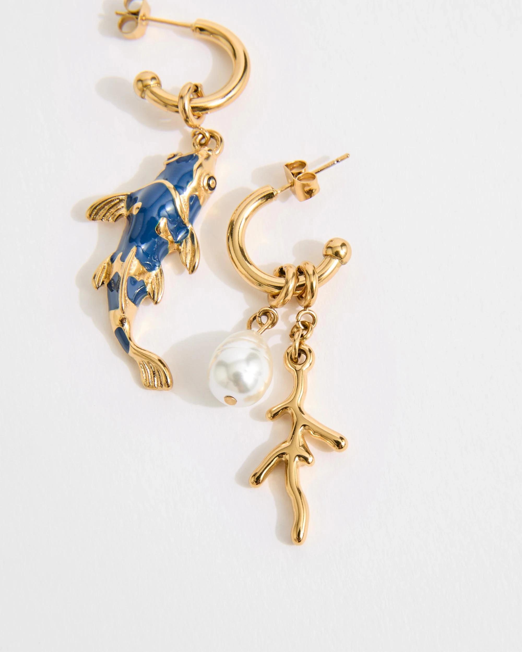 5 Target Woman Waterproof 3 Pack Ocean Theme Charm Set GOLD, 5 of 5