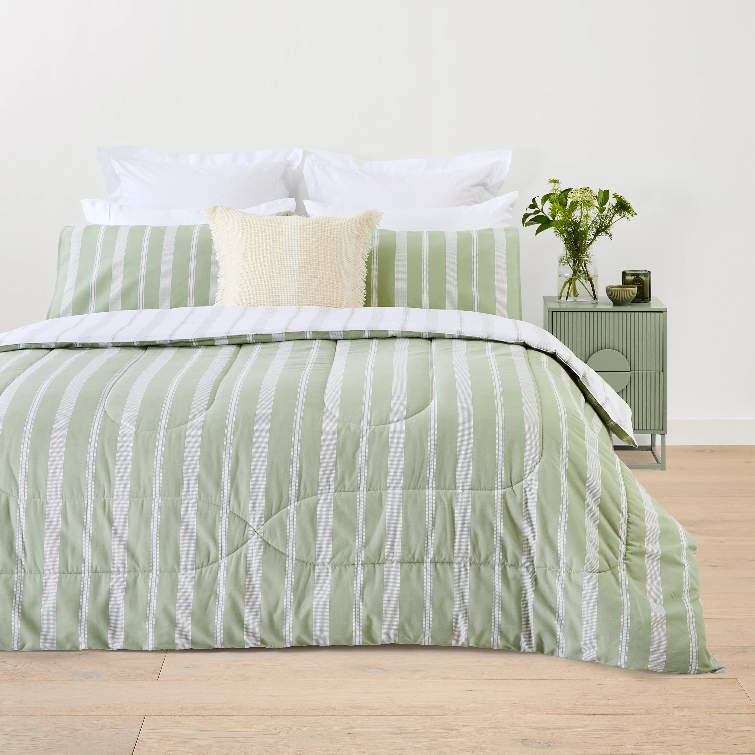 1 Rani Cotton Rich Reversible Comforter Set - Single/Double Bed, Green, 1 of 7