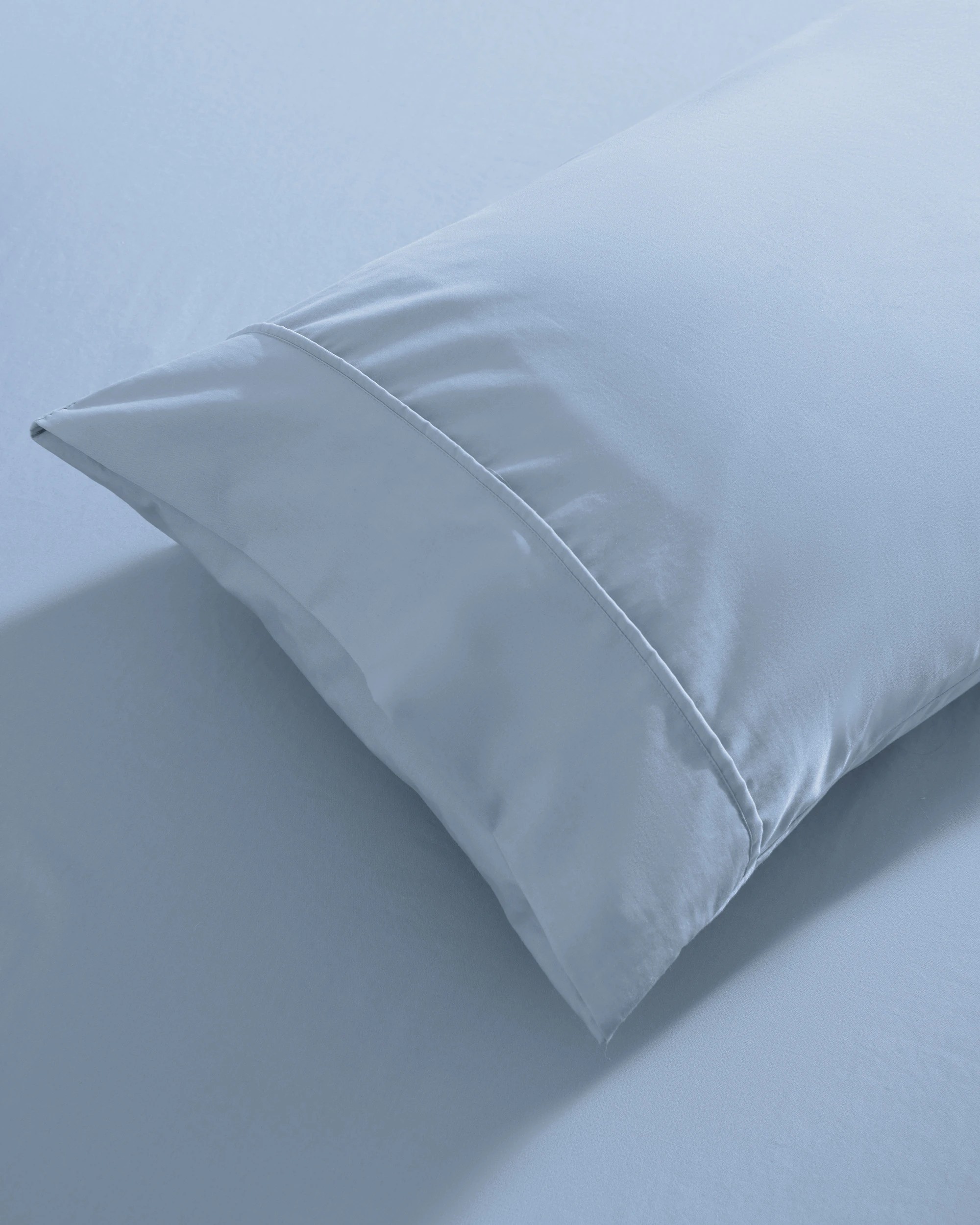 3 Dreamaker 250TC Cotton & Recycled Polyester Blend Fitted Sheet Set - King Single Bed - Pale Blue, 3 of 5