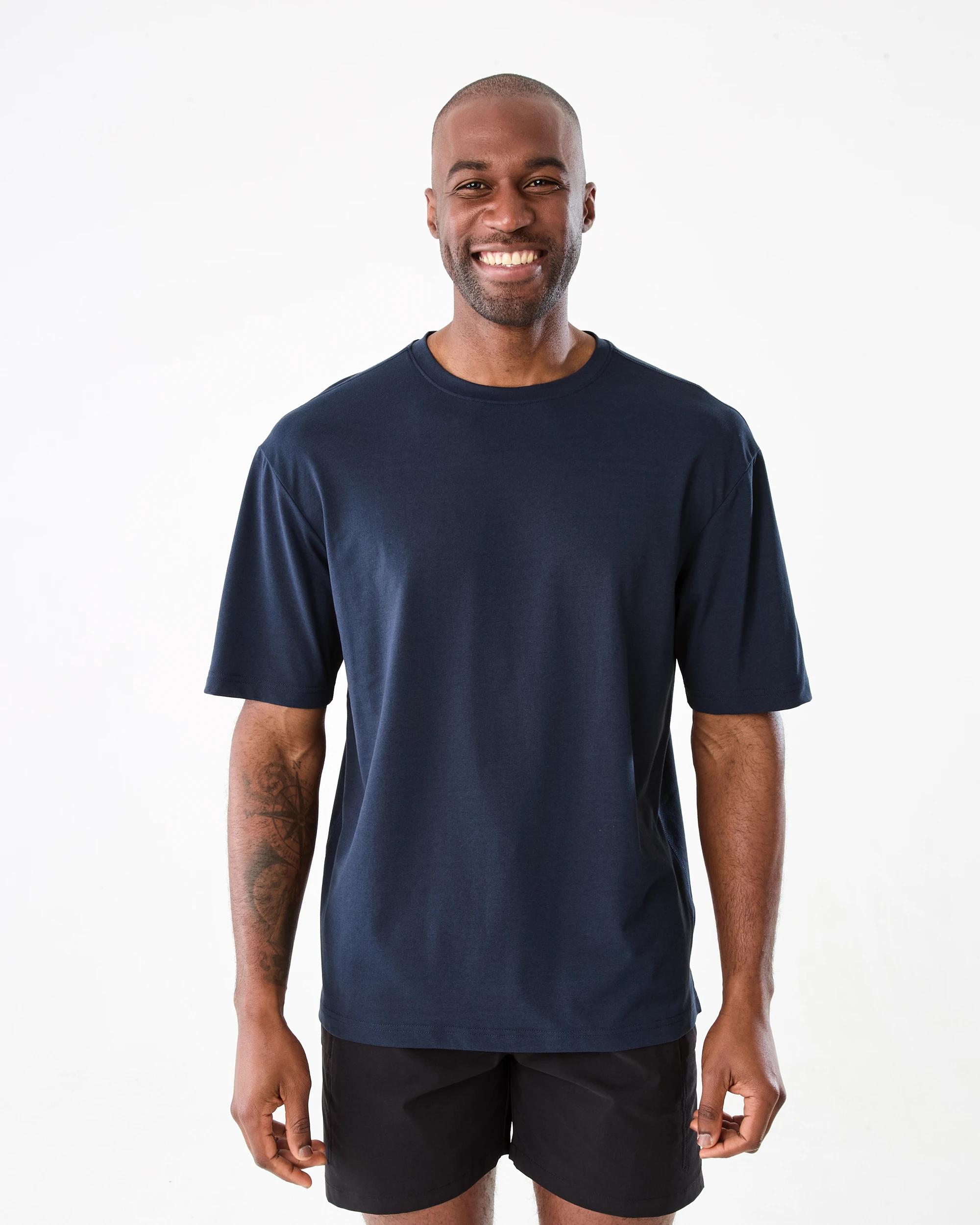 1 Active Mens Oversized Training T-shirt SHADE NAVY, 1 of 8