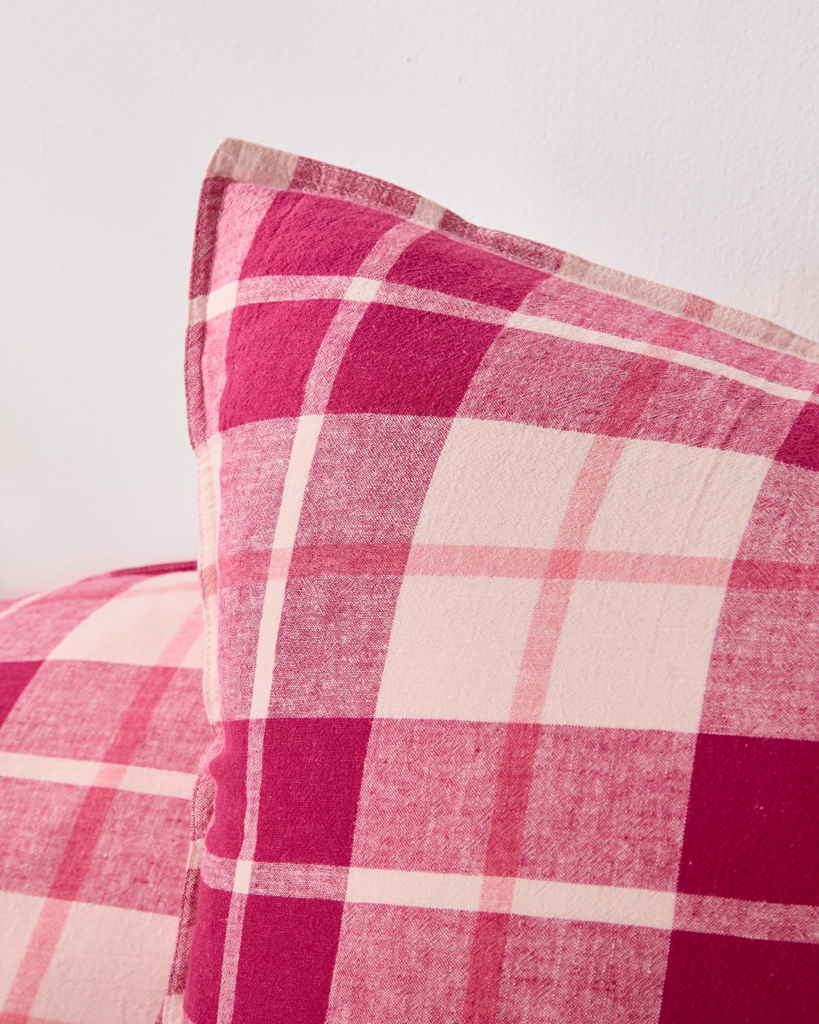 3 Target Ashlee Check Linen/cotton European Pillowcase
 - Queen Bed
 - Pink, 3 of 6