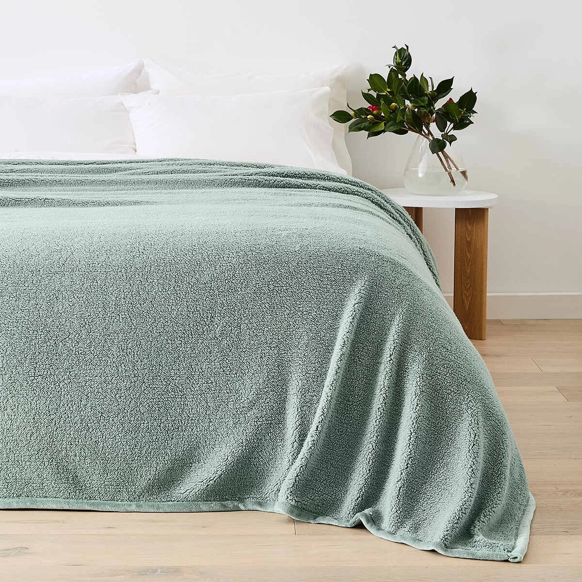 4 Sherpa Reverse Blanket - Double/Queen Bed, Sage, 4 of 7