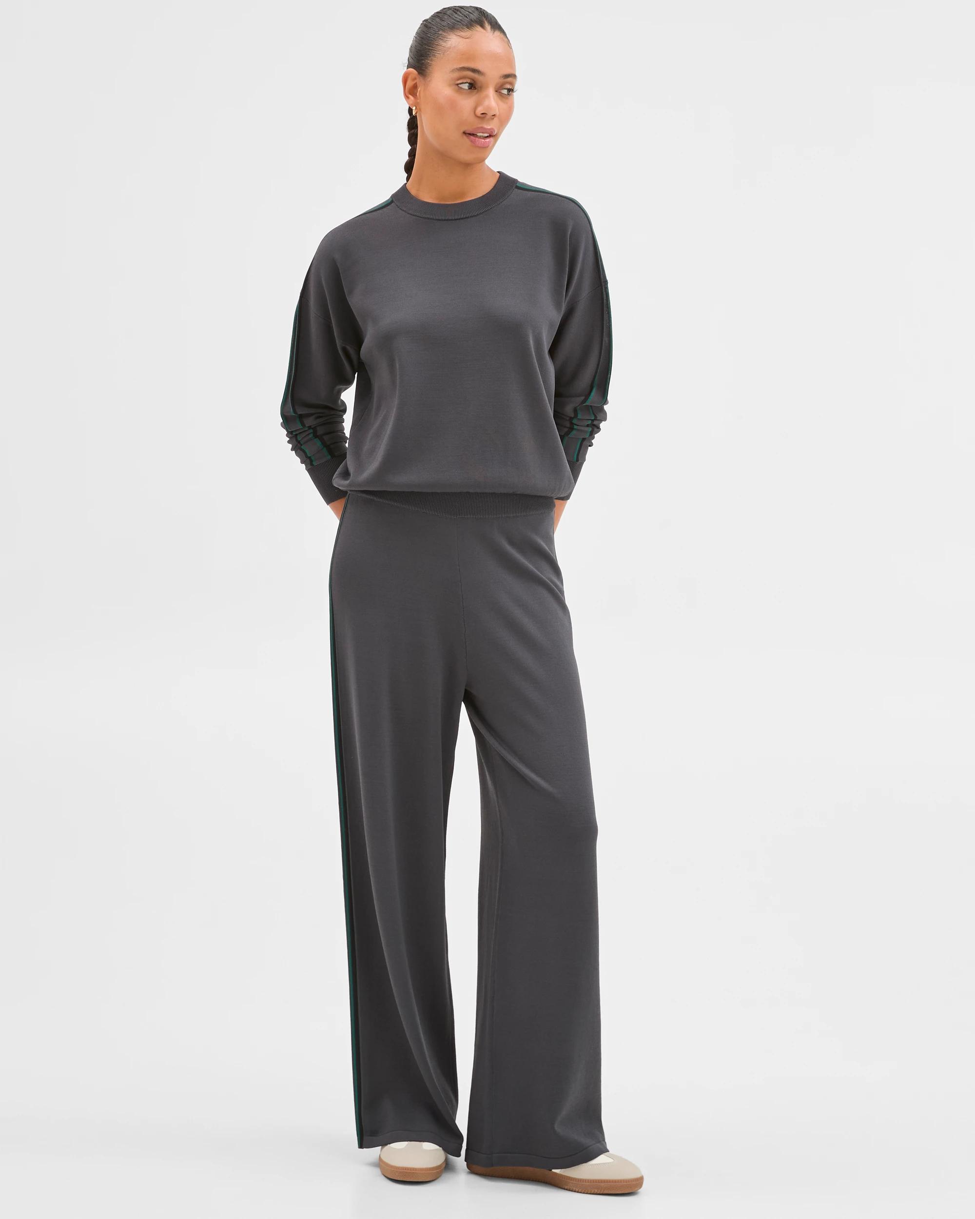 1 Target Active Active Studio Crepe Straight Leg Pants GRAPHITE, 1 of 6