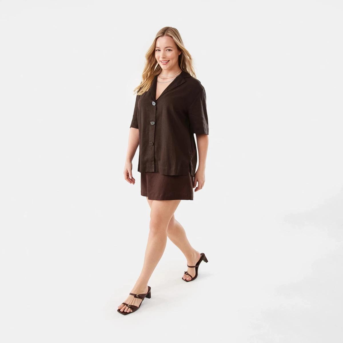 3 Short Sleeve Boxy Linen Blend Shirt MELTED CHOCOLATE, 3 of 9
