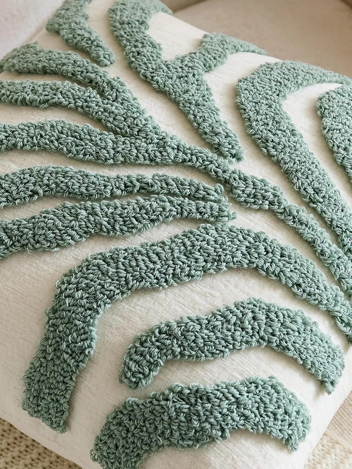 2 Gioia Casa 2-Pack Tufted Leaf Cushion Covers 45cm x 45cm - Seafoam, 2 of 3