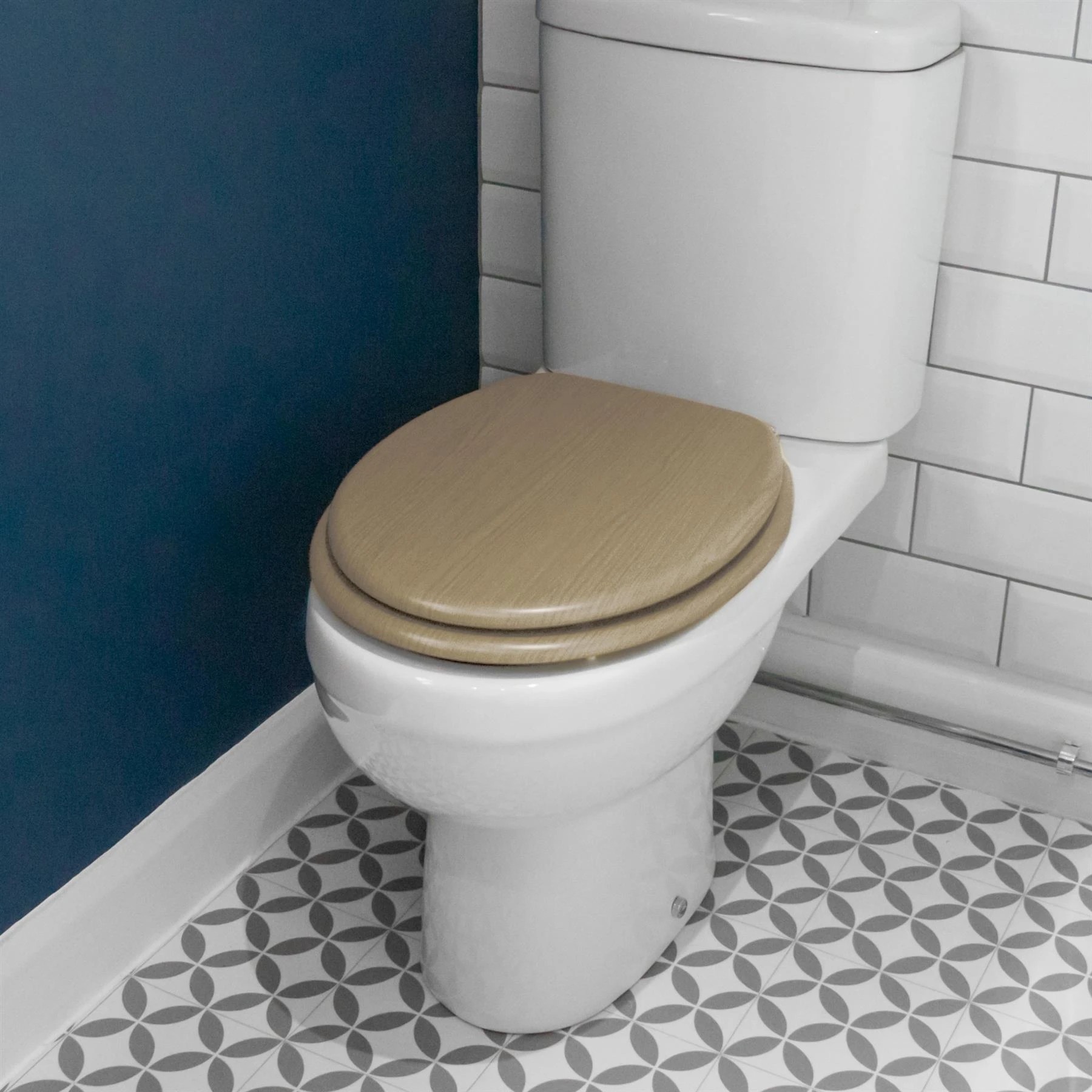 5 Harbour Housewares Soft Close Wooden Toilet Seat - Beige, 5 of 7
