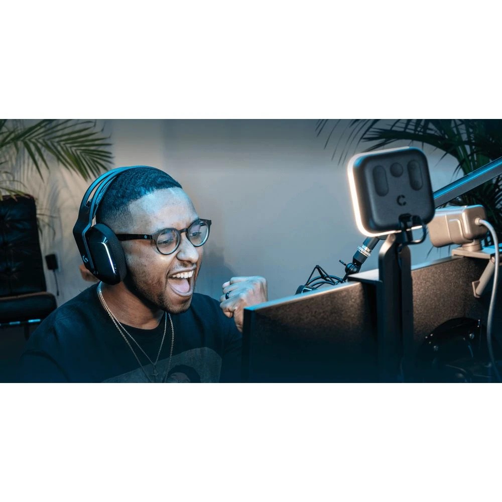 4 Logitech Litra Glow Premium Streaming Light, 4 of 7