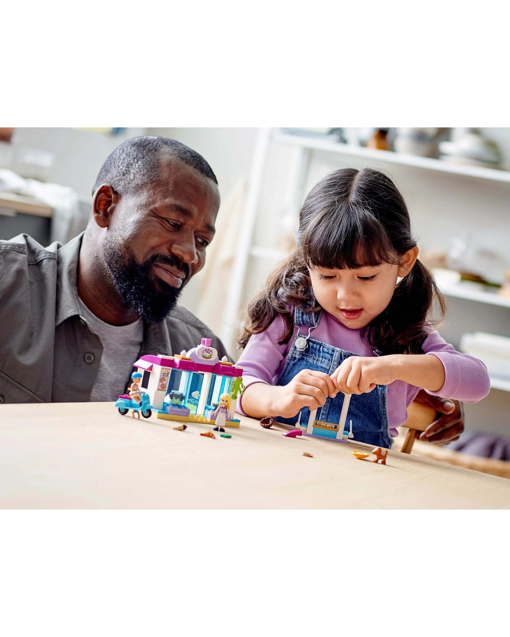 3 LEGO 41440 Heartlake City Bakery: Build & Bake Fun, 3 of 5