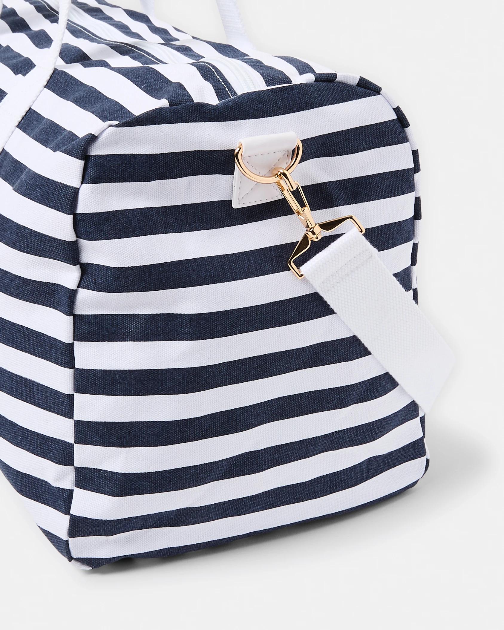3 Canvas Weekender Bag Navy Strp, 3 of 5