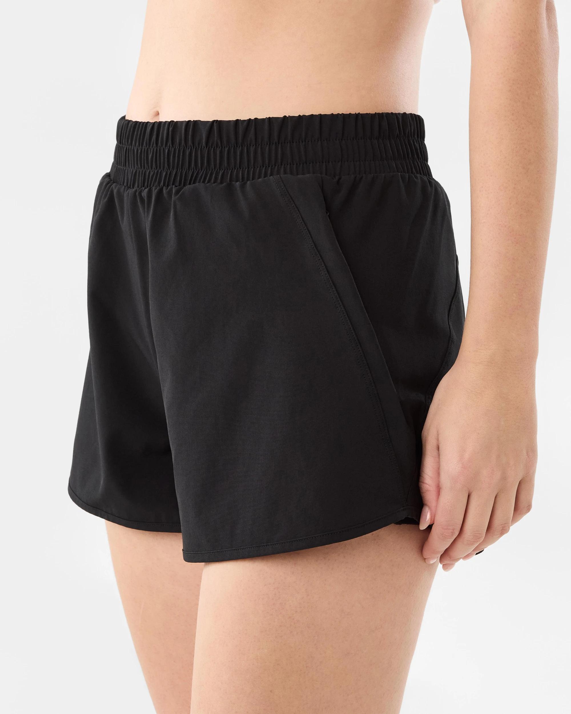 2 Active Womens 3in. Running Shorts Black, 2 of 7