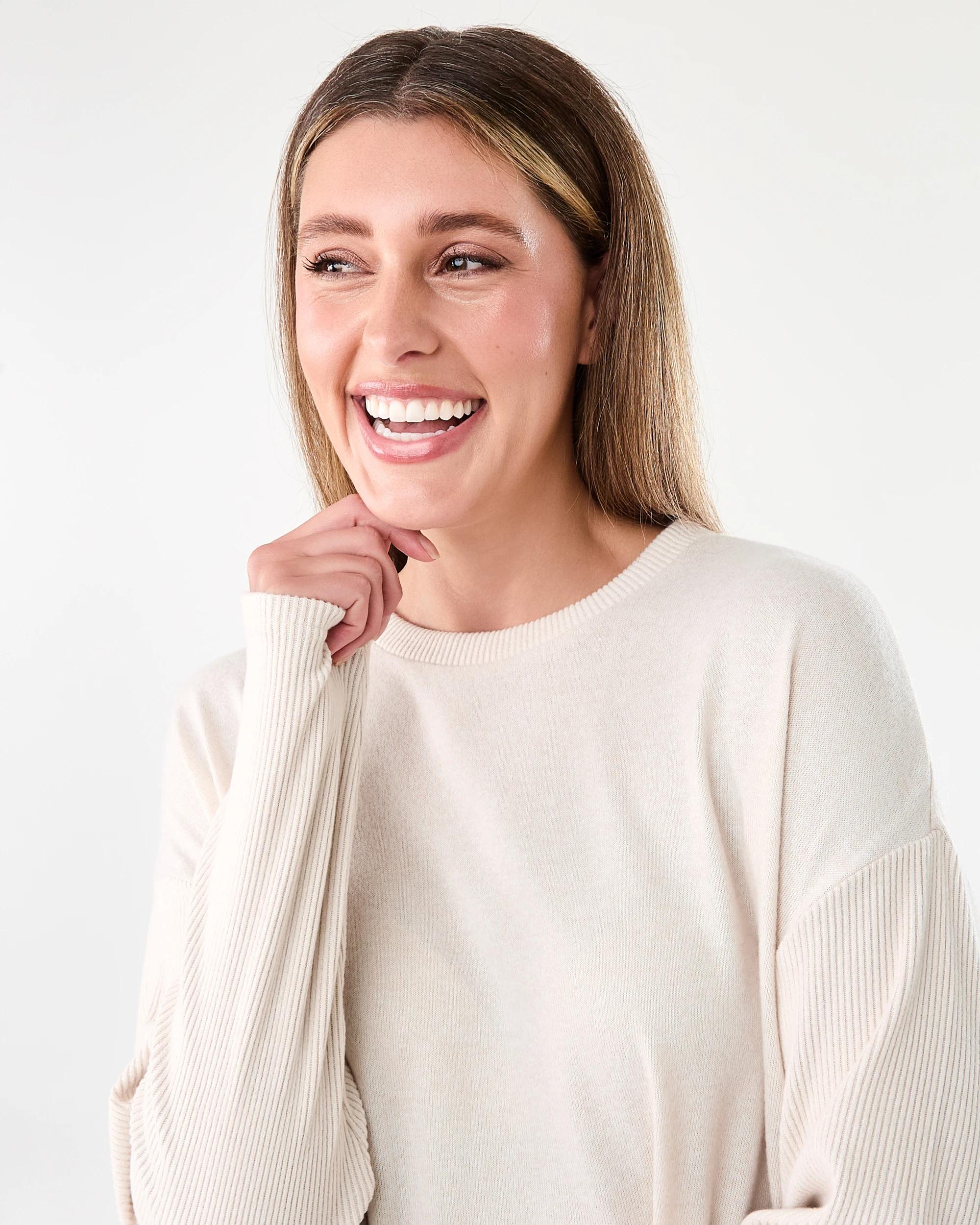 4 Super Soft Rib Sleeve Lounge Top Marled Oat, 4 of 8