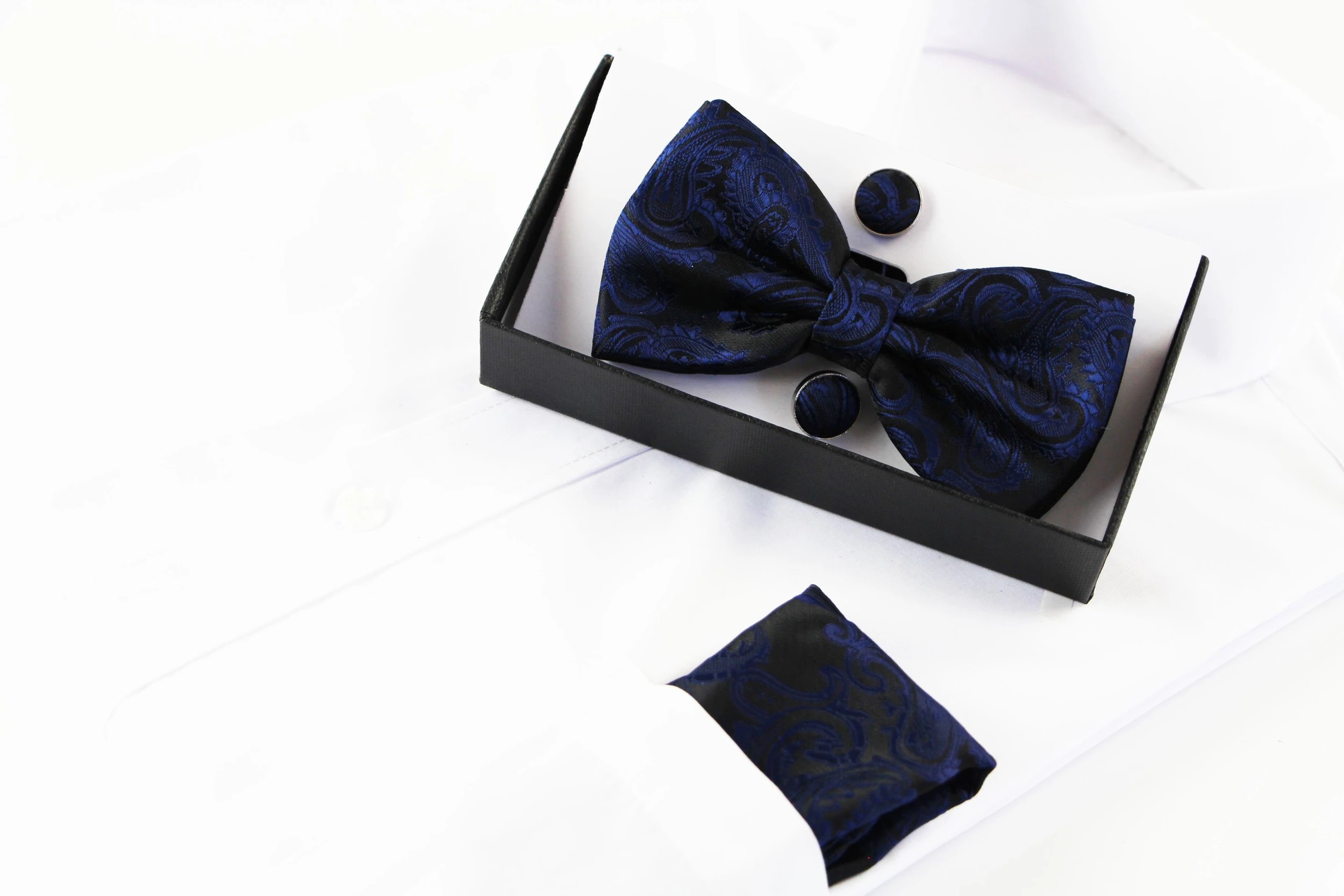 1 Zasel Mens Navy Paisley Matching Bow Tie, Pocket Square & Cuff Links Set - Multi, 1 of 1
