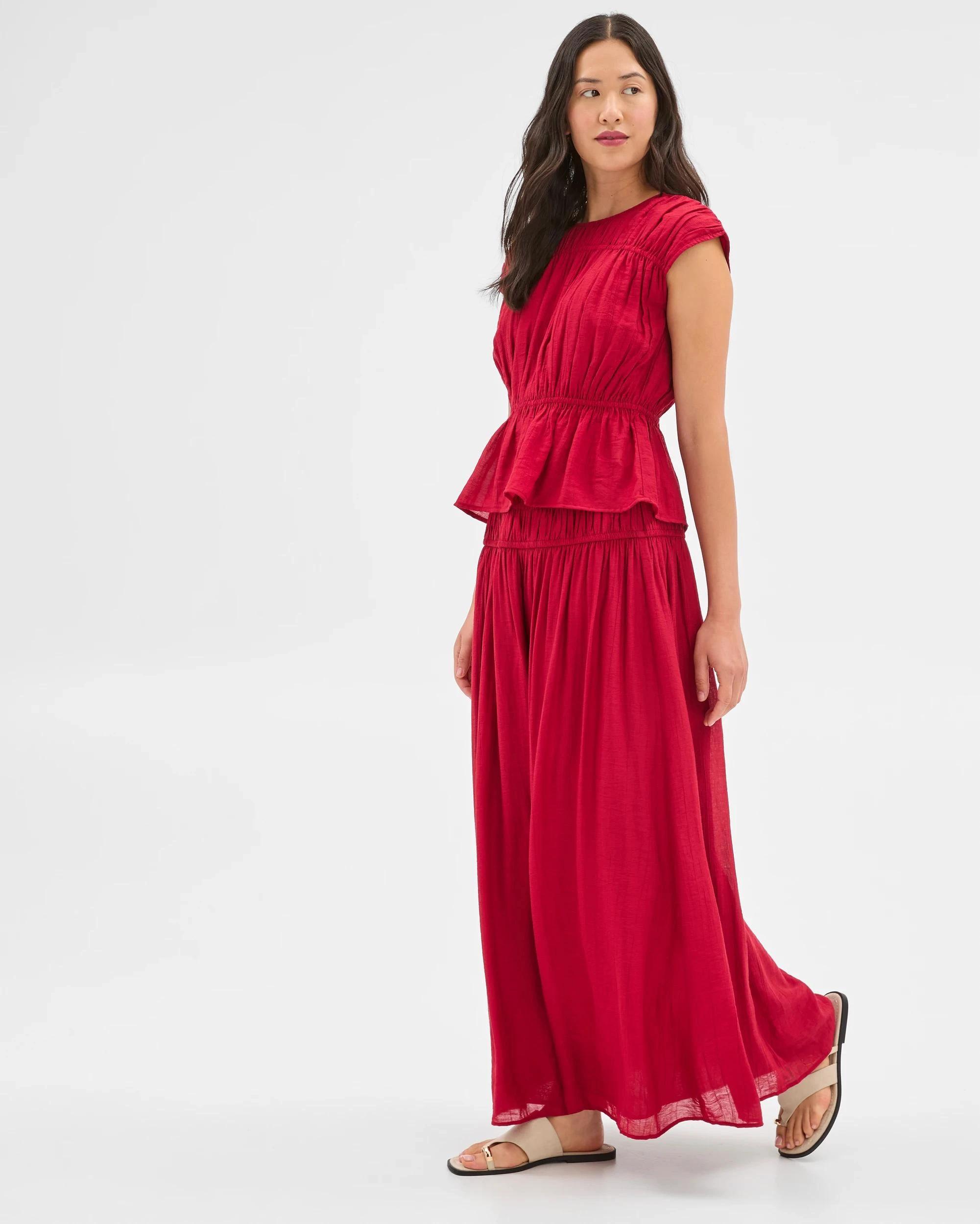 2 Crinkle Maxi Skirt - Preview CRIMSON, 2 of 9