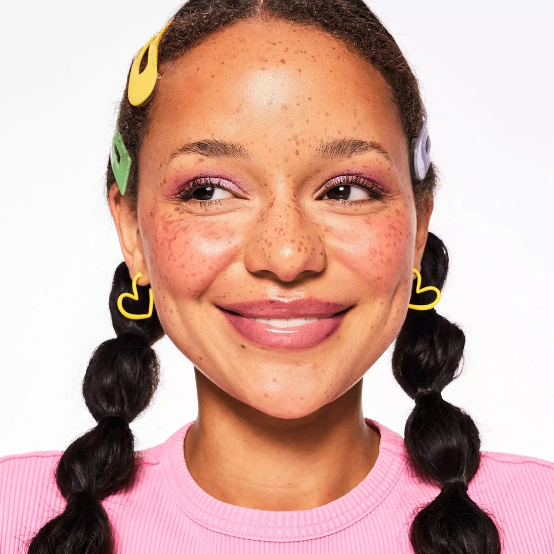 10 Essence Hydra Kiss Lip Oil 4ml - 05 Midnight Berry, 10 of 10