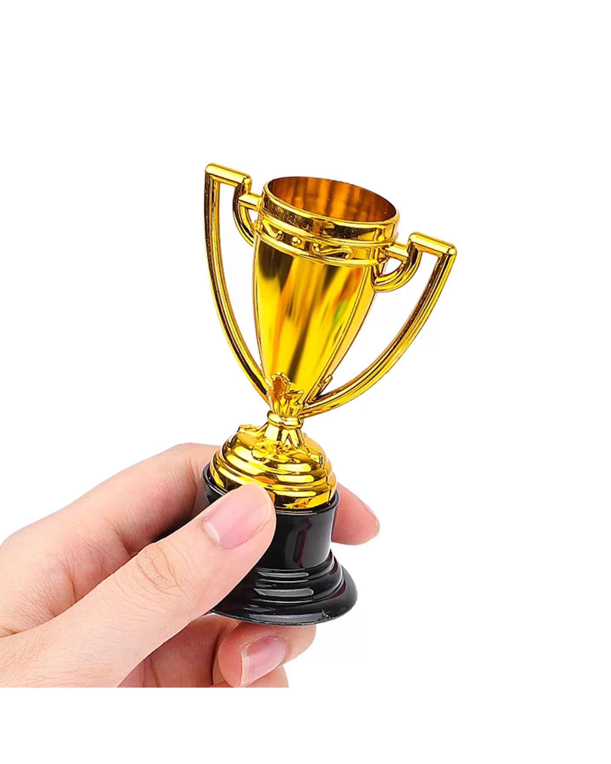 2 Party Maker 8.5cm Gold Trophies Pack of 2, 2 of 4