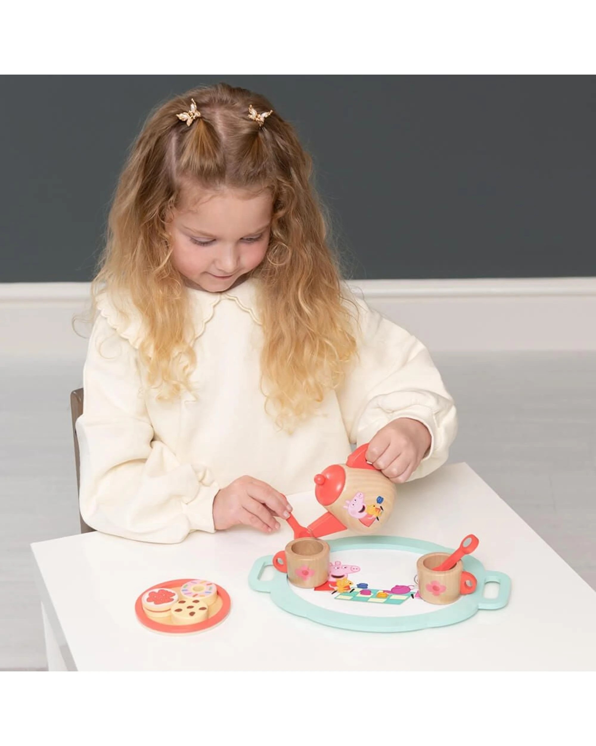 5 Peppa Pig Wooden Tea Set, 5 of 6