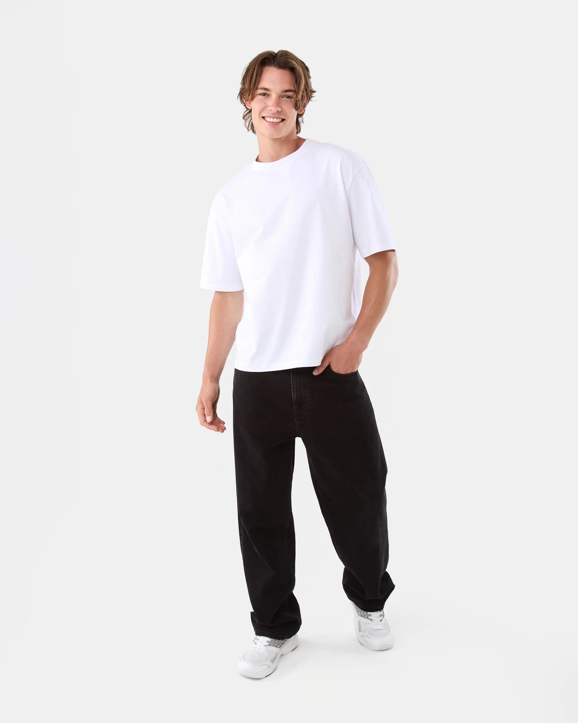 3 Boxy Core T-Shirt White, 3 of 11