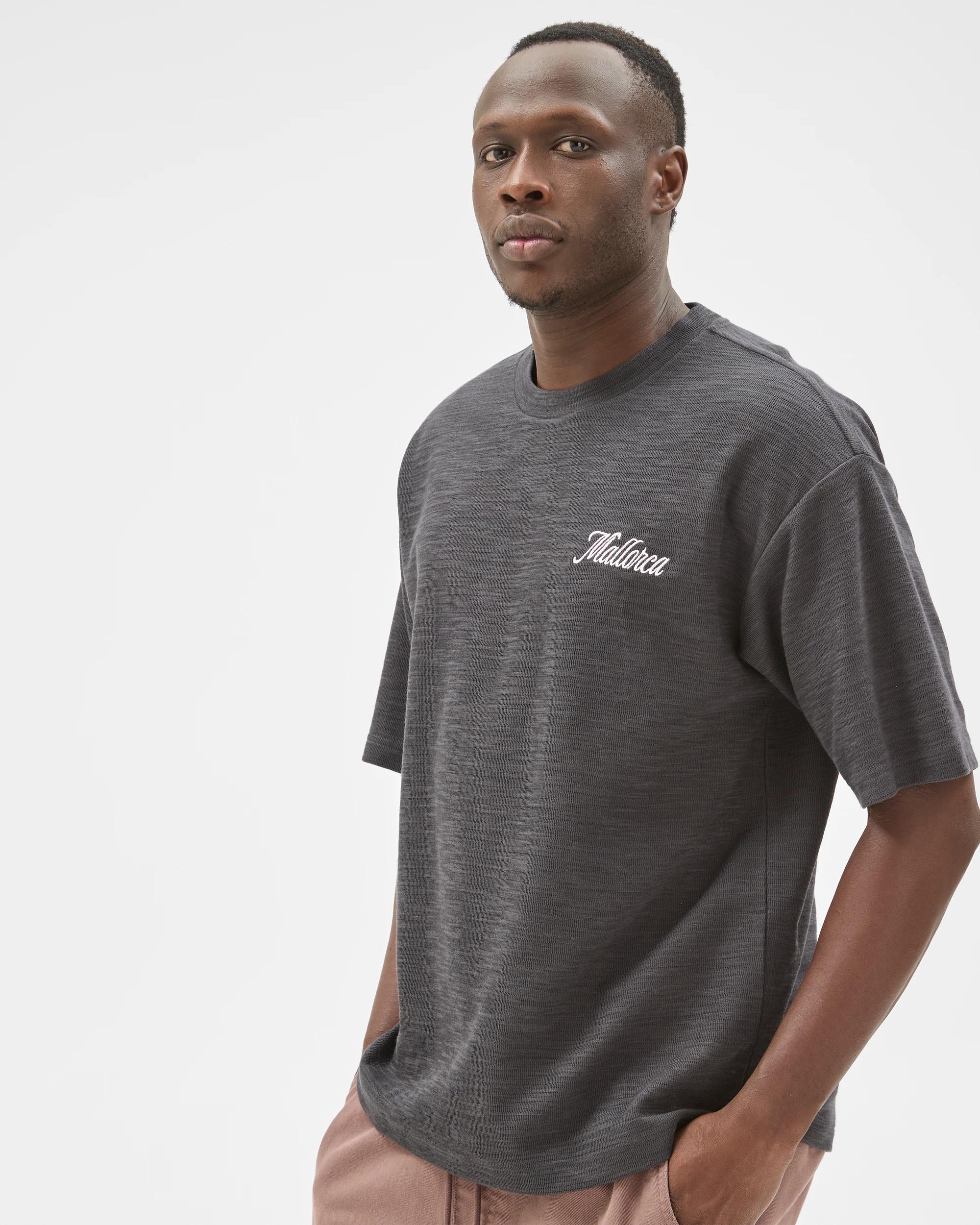 3 Commons Textured Graphic T-Shirt BLACK MALLORCA, 3 of 5