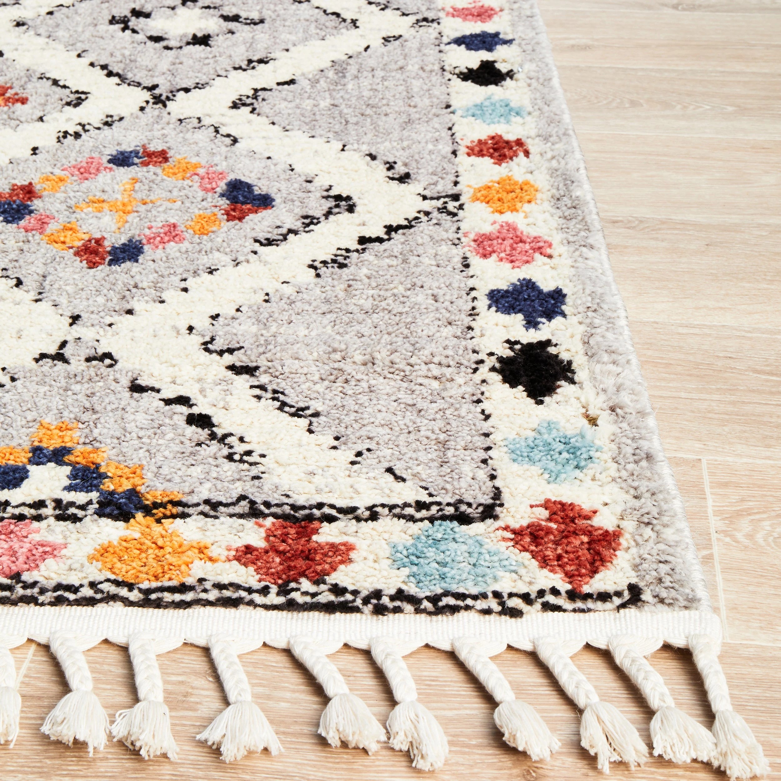 6 Common Ground Rugs Medina 555 400x300cm - Silver, 6 of 9