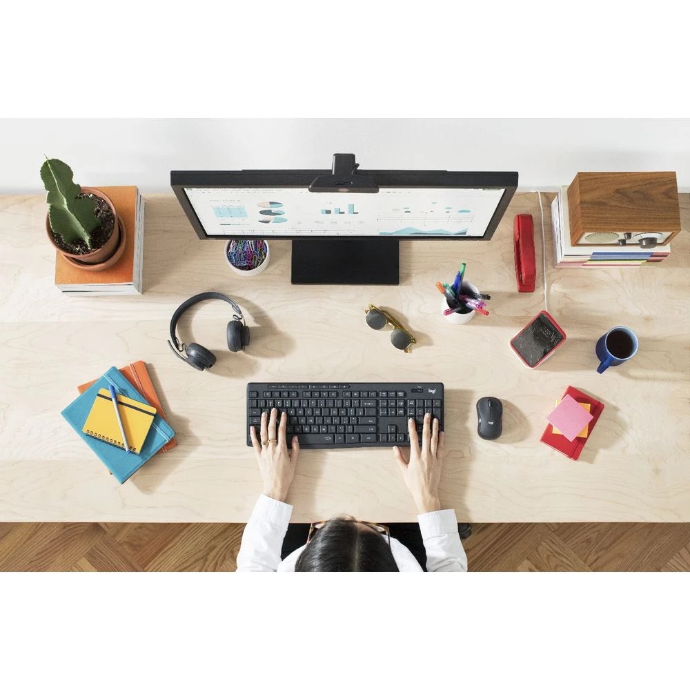 7 Logitech MK295 Silent Wireless Keyboard and Mouse Combo, 7 of 8