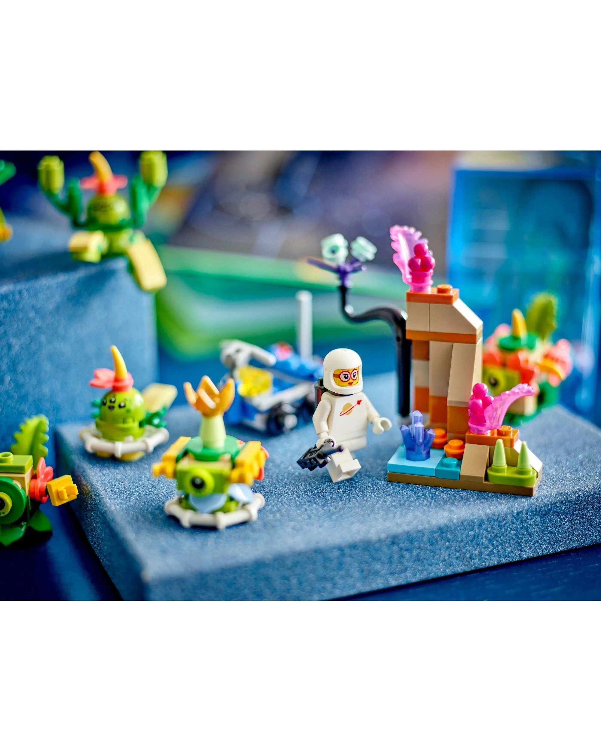 4 LEGO Space Alien Pack Creatures 40715, 4 of 4