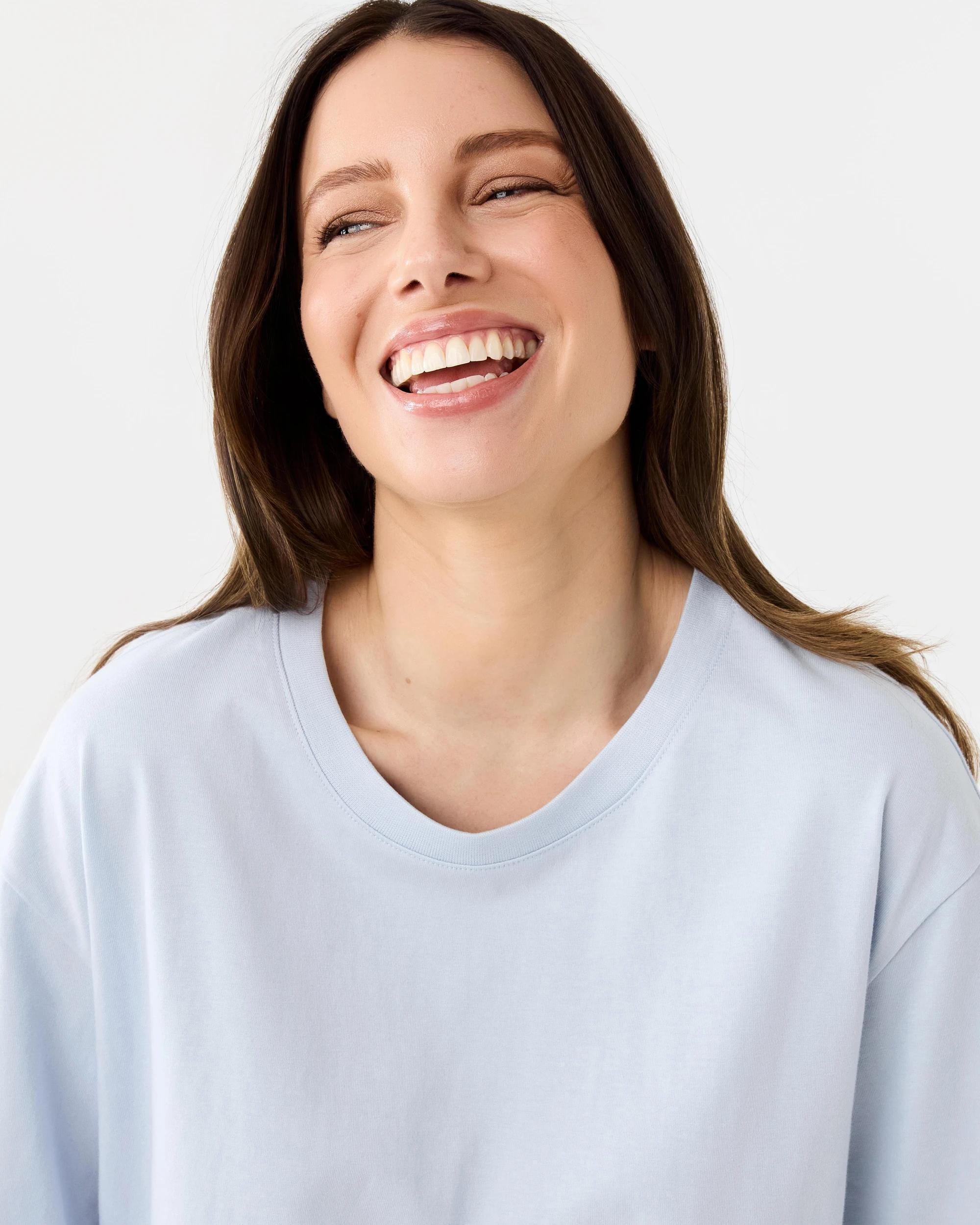 4 Short Sleeve Oversized Boyfriend T-shirt Powd Blue, 4 of 5