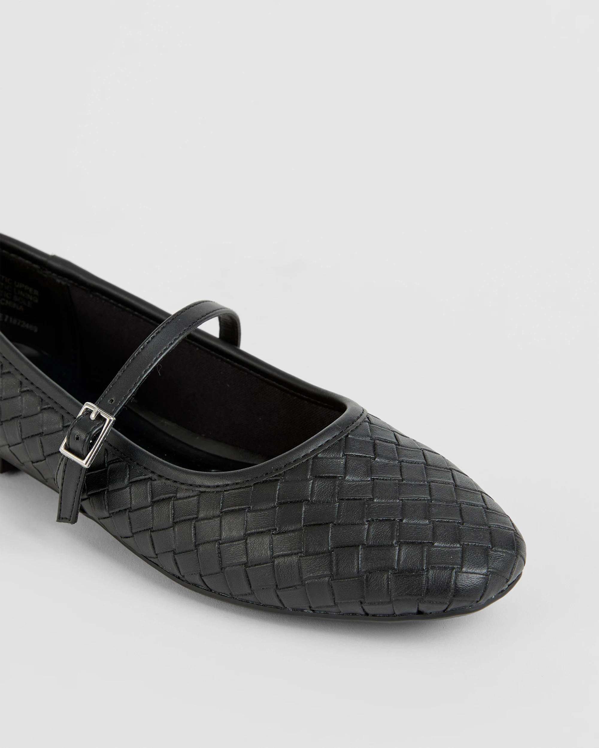 3 Target Woman Easy Wear Ballet Flat BLACK PU WEAVE, 3 of 3