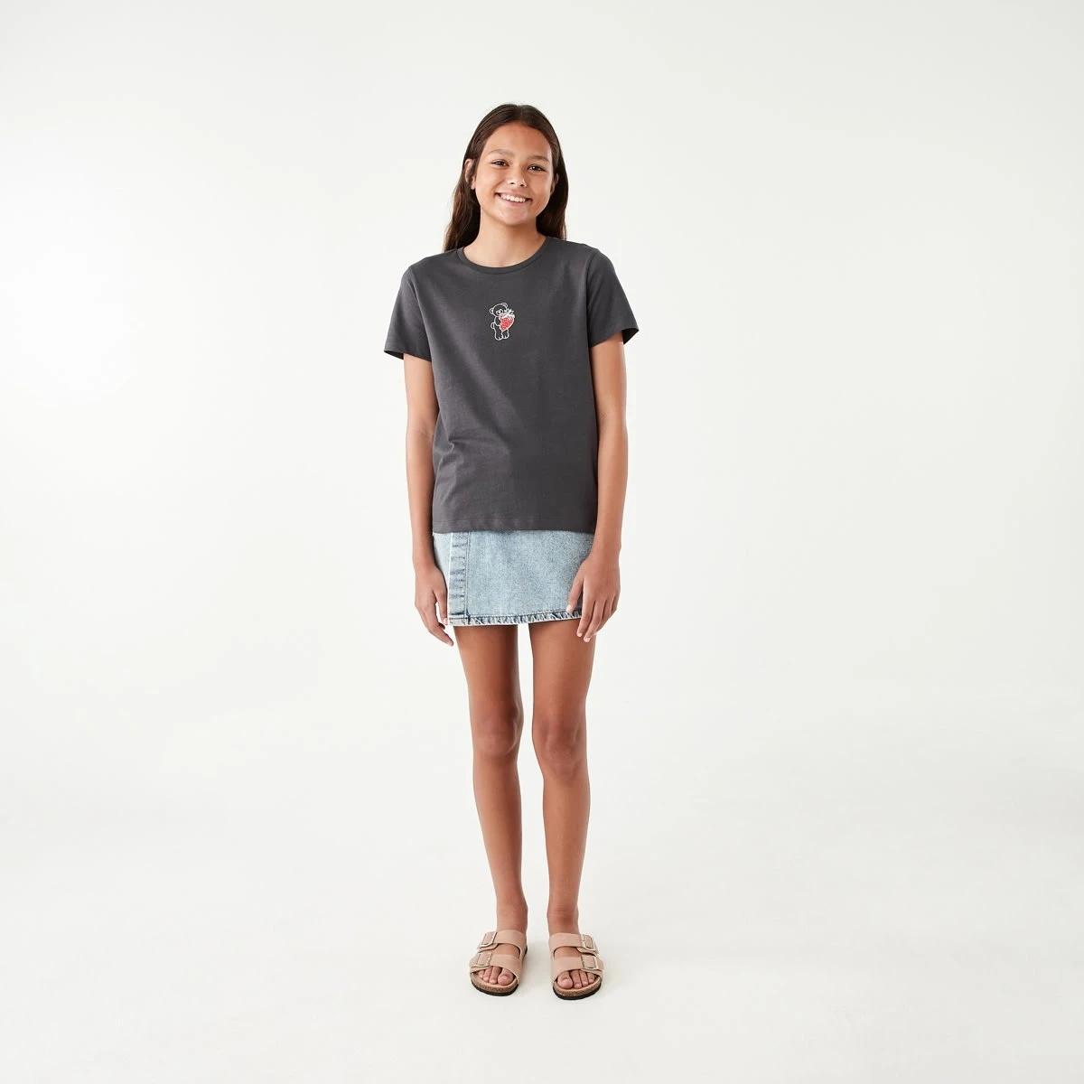 5 Short Sleeve Print T-shirt Bear, 5 of 8