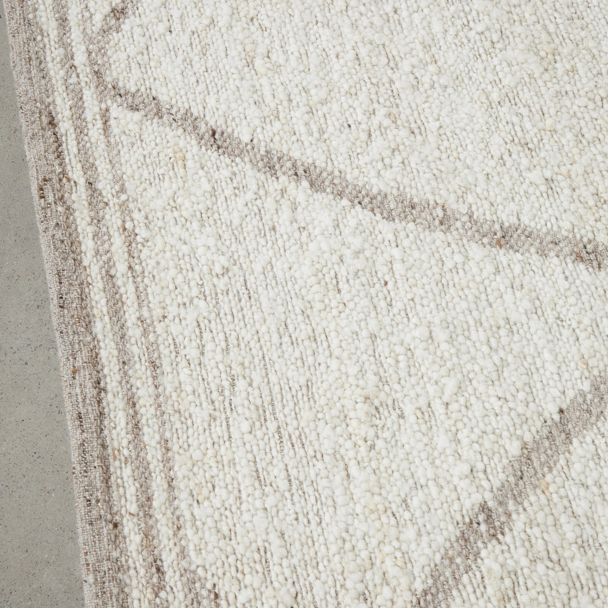 3 Common Ground Rugs Fjord Alma 225x155cm - Medium Floor Rug - White, 3 of 6