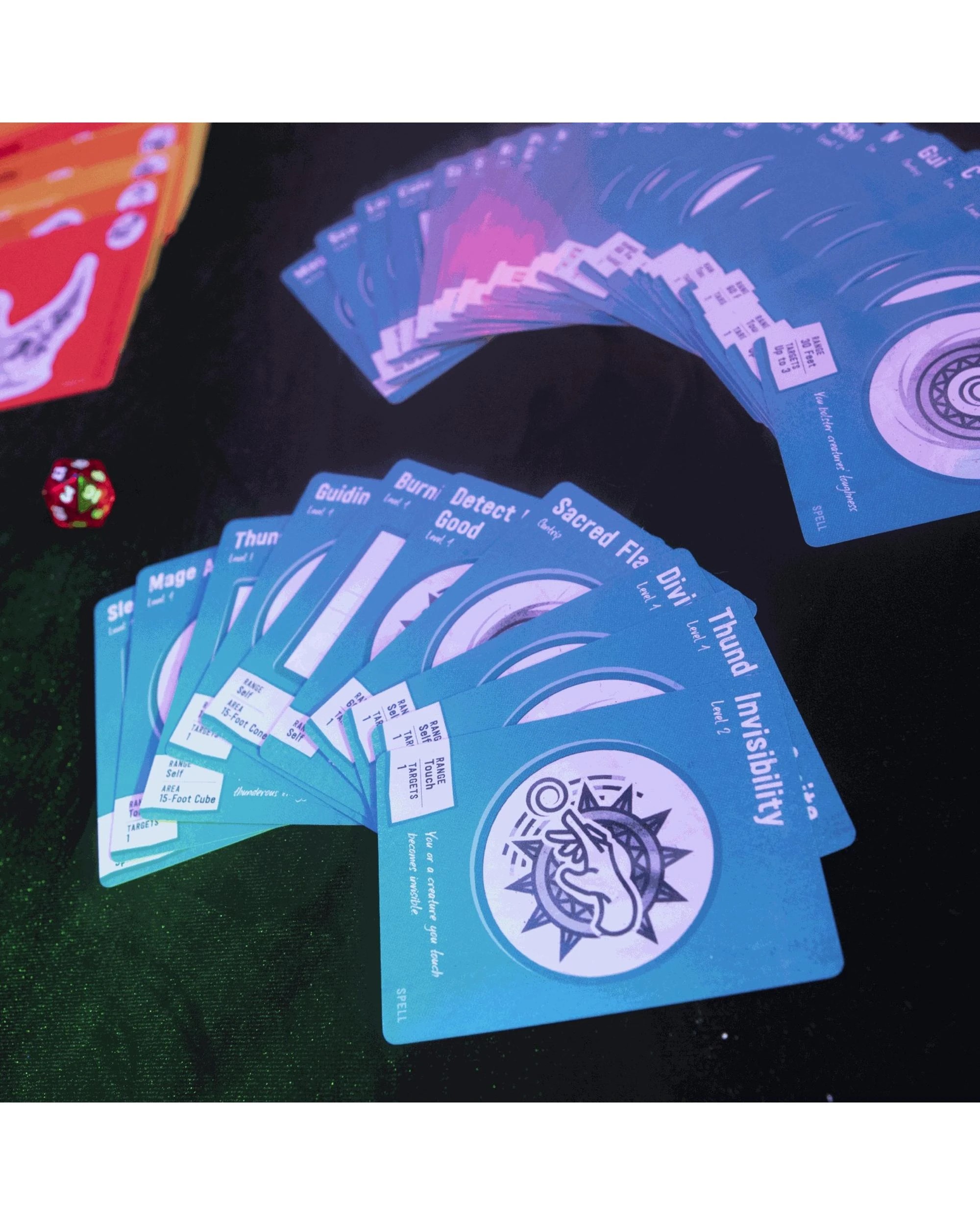 8 Dungeons and Dragons Stranger Things Welcome to the Hellfire Club Starter Set, 8 of 10