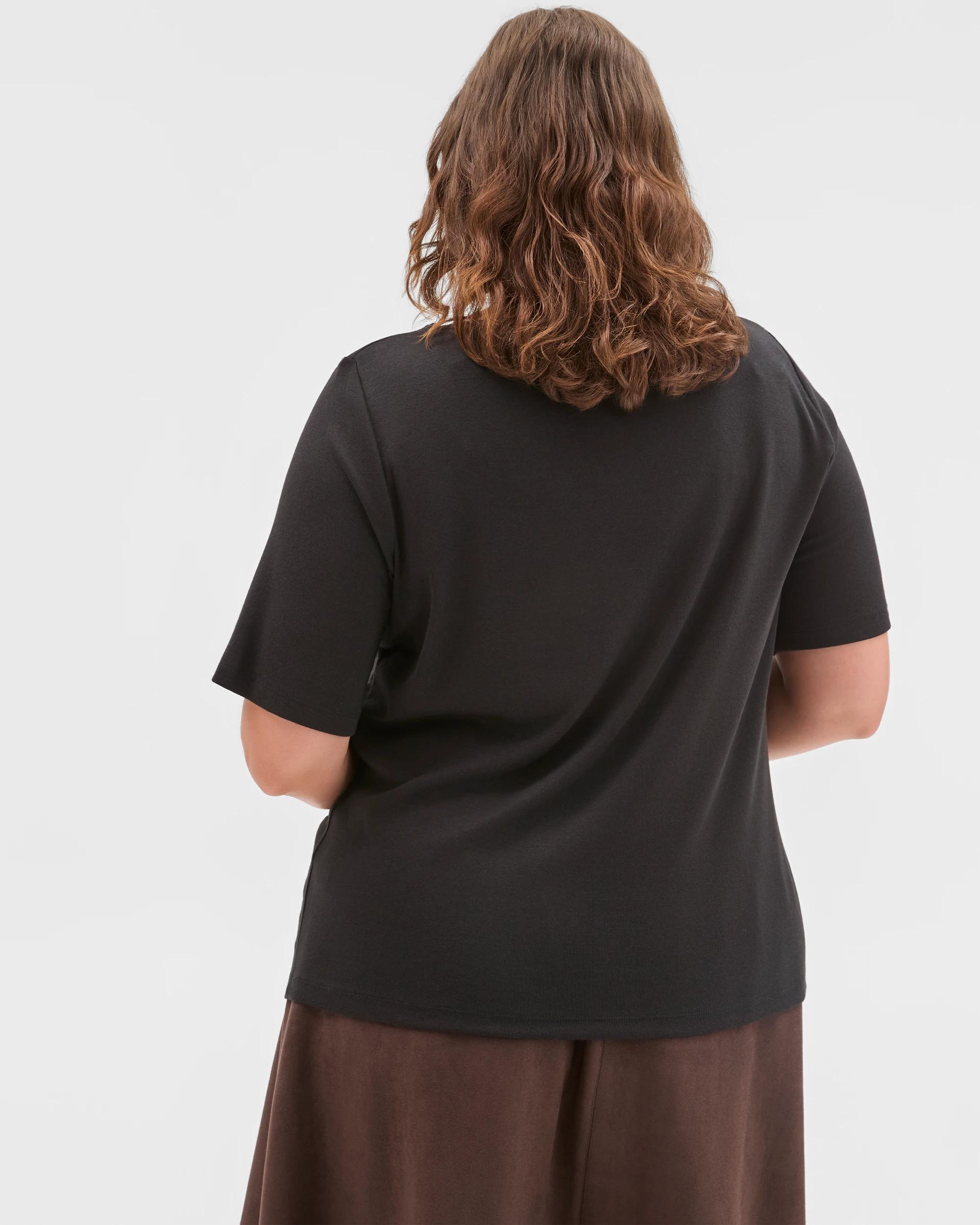 4 Target Curve Plus Size Soft Touch Gathered Forward Seam T-Shirt BLACK, 4 of 6