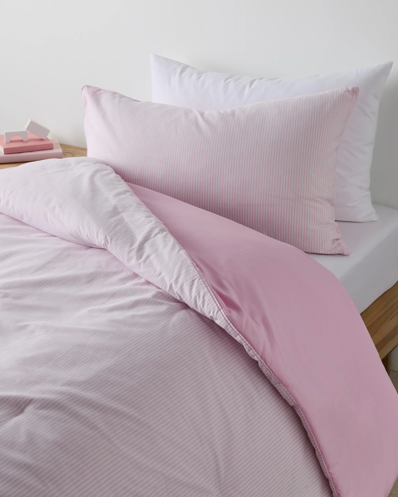 3 Target Micah Comforter Set
 - Double Bed
 - Pink, 3 of 6