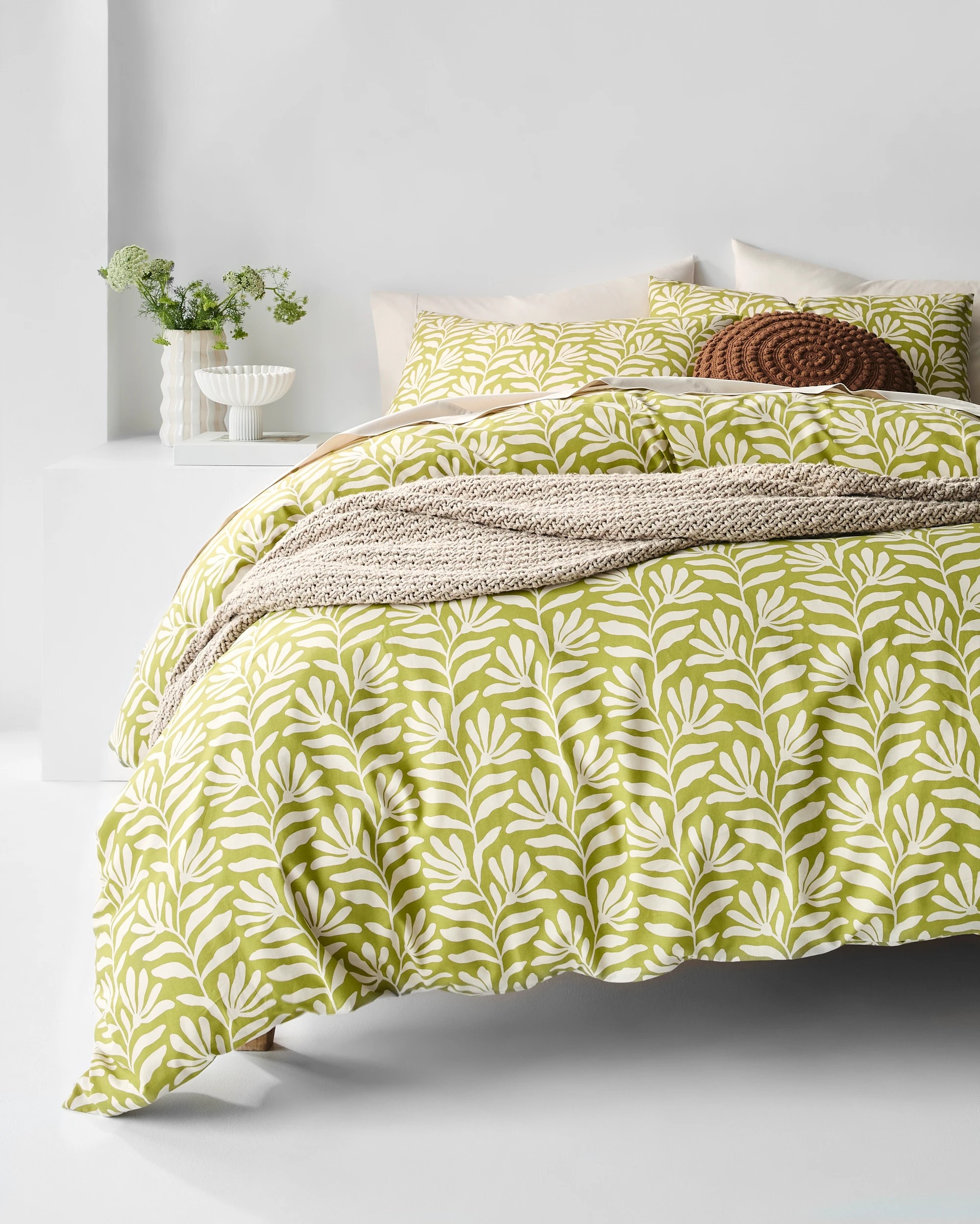 1 Target Botanical Print Australian Cotton Quilt Cover Set - King Bed - Green, 1 of 7