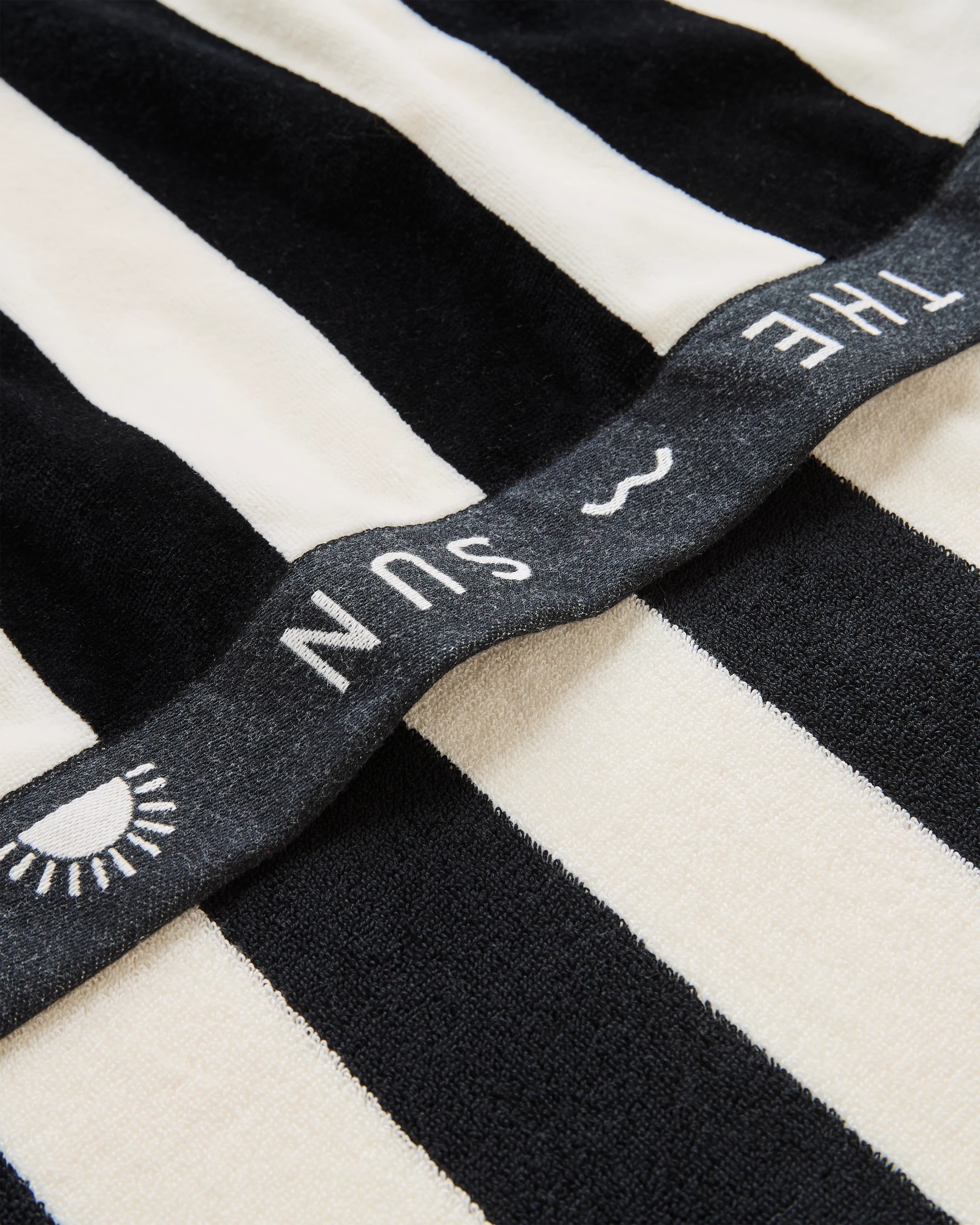 2 Target Australian Cotton Capri Adult Beach Towel
 - Black, 2 of 2