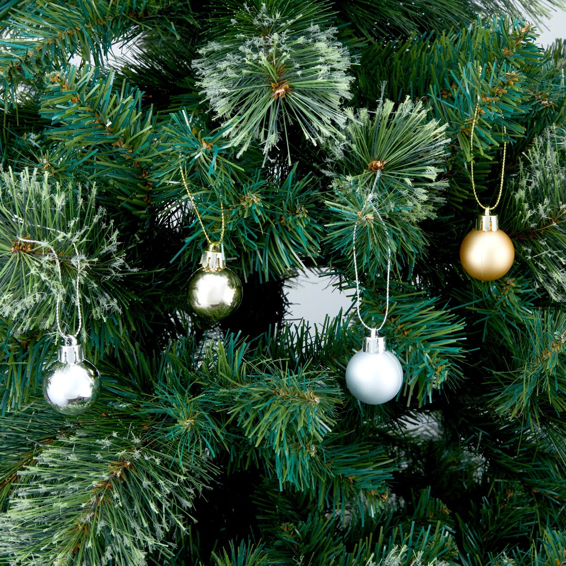 7 28 Pack 3cm Luxury Baubles, 7 of 8