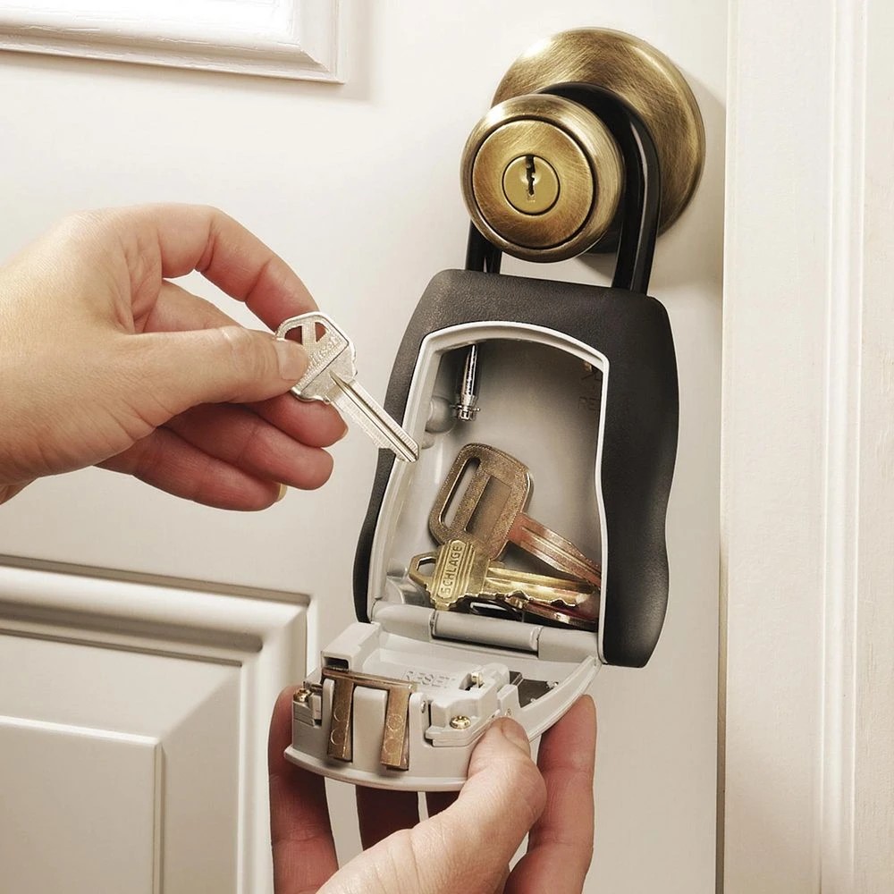 7 Masterlock Medium Combination Portable Key Safe, 7 of 10