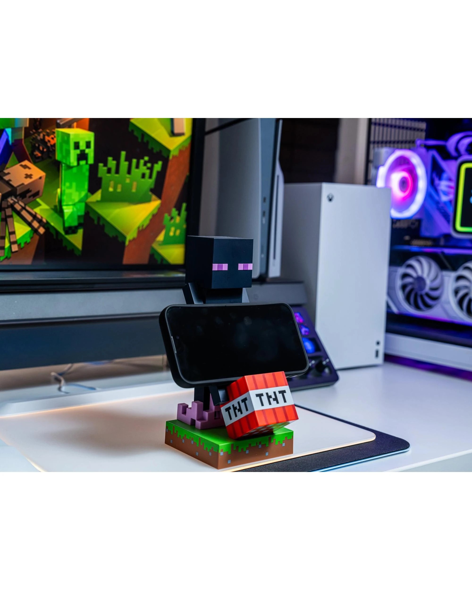 7 Cable Guy Minecraft Enderman Controller Holder and Phone Stand, 7 of 10