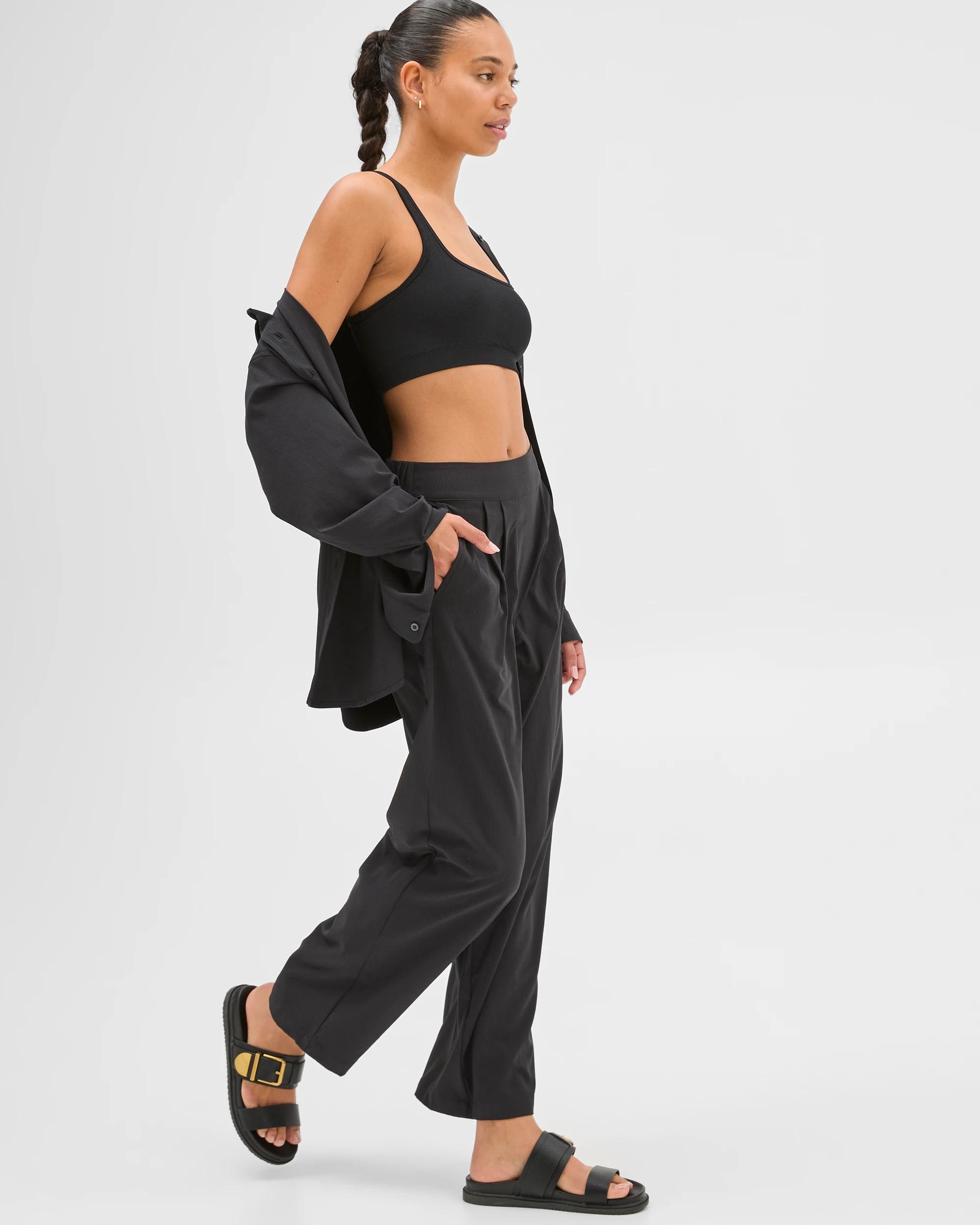 3 Target Active Travel Wide Leg Woven Pants BLACK, 3 of 6