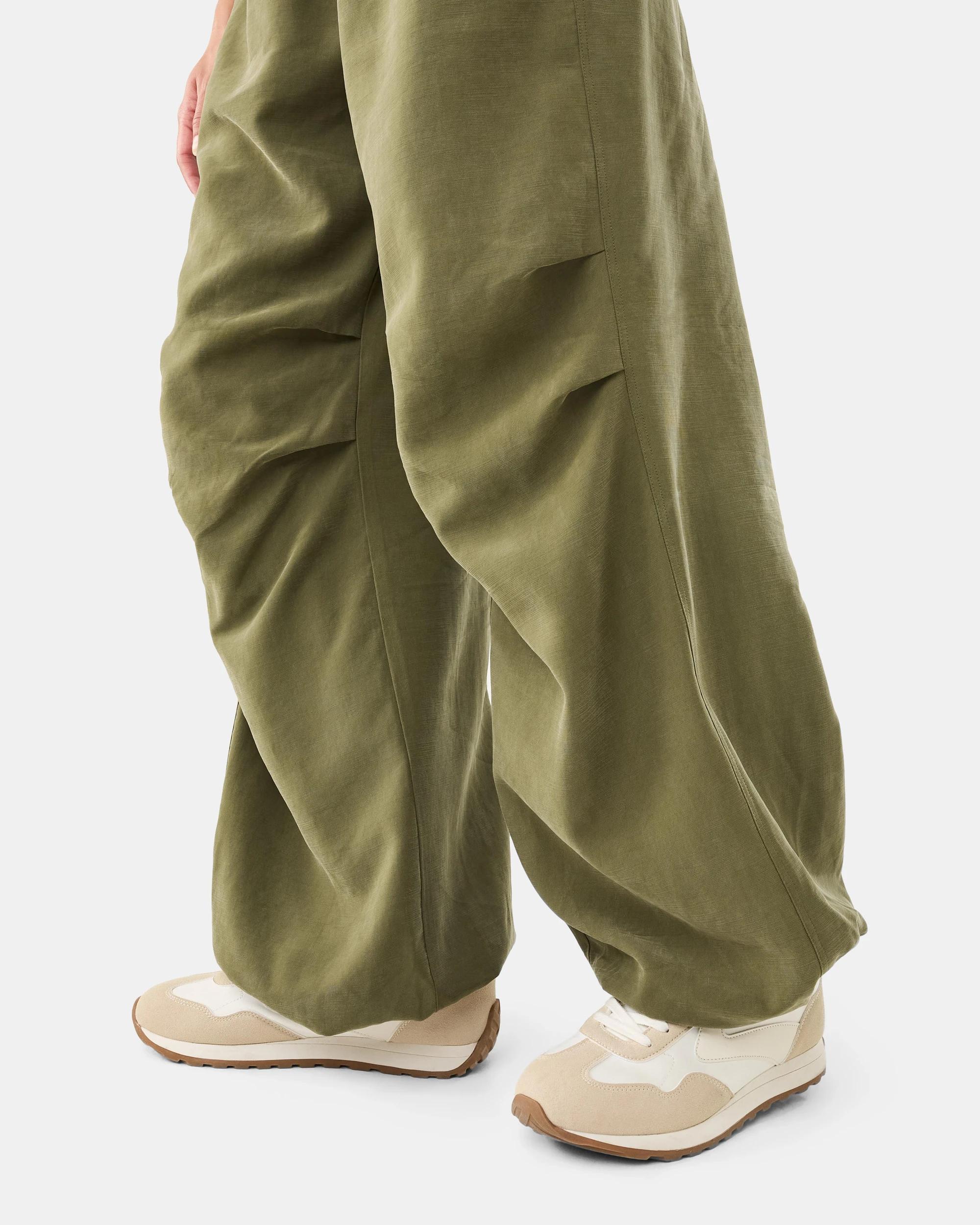 7 Baggy Utility Pants Deep Olive, 7 of 10