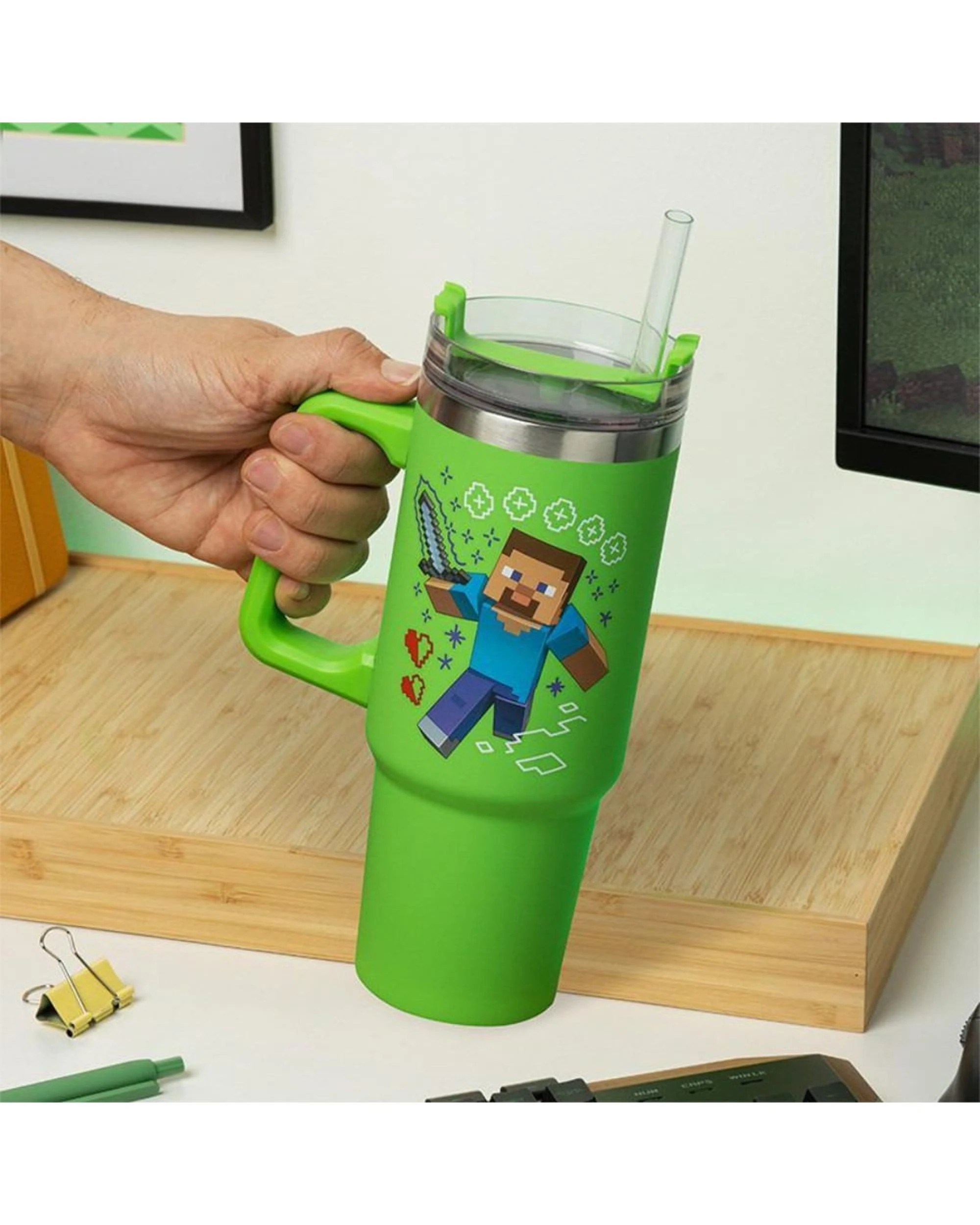 4 Paladone Minecraft Green 900ml Travel Cup, 4 of 5