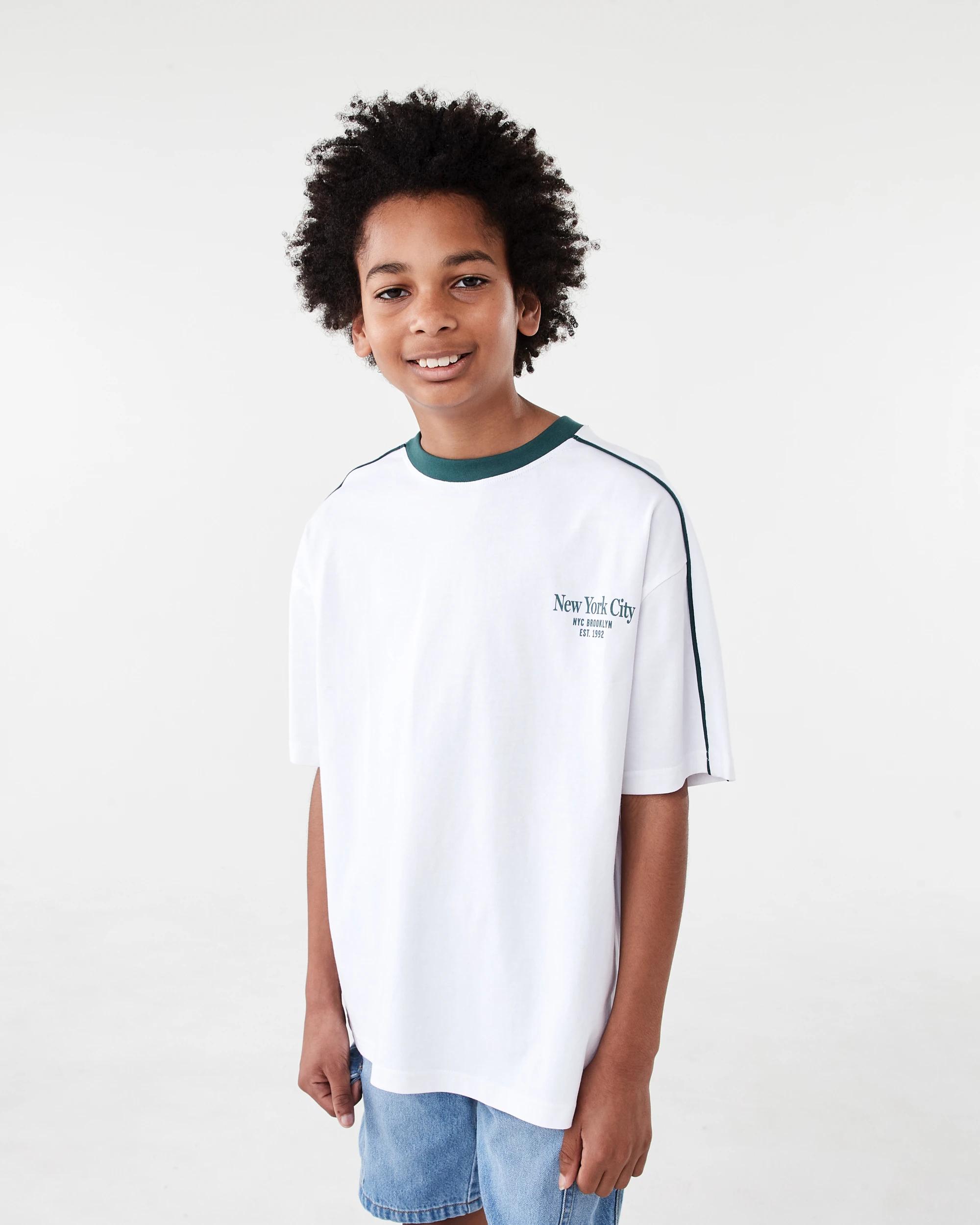 1 Short Sleeve Oversized Piped T-shirt Wht Varsit, 1 of 8