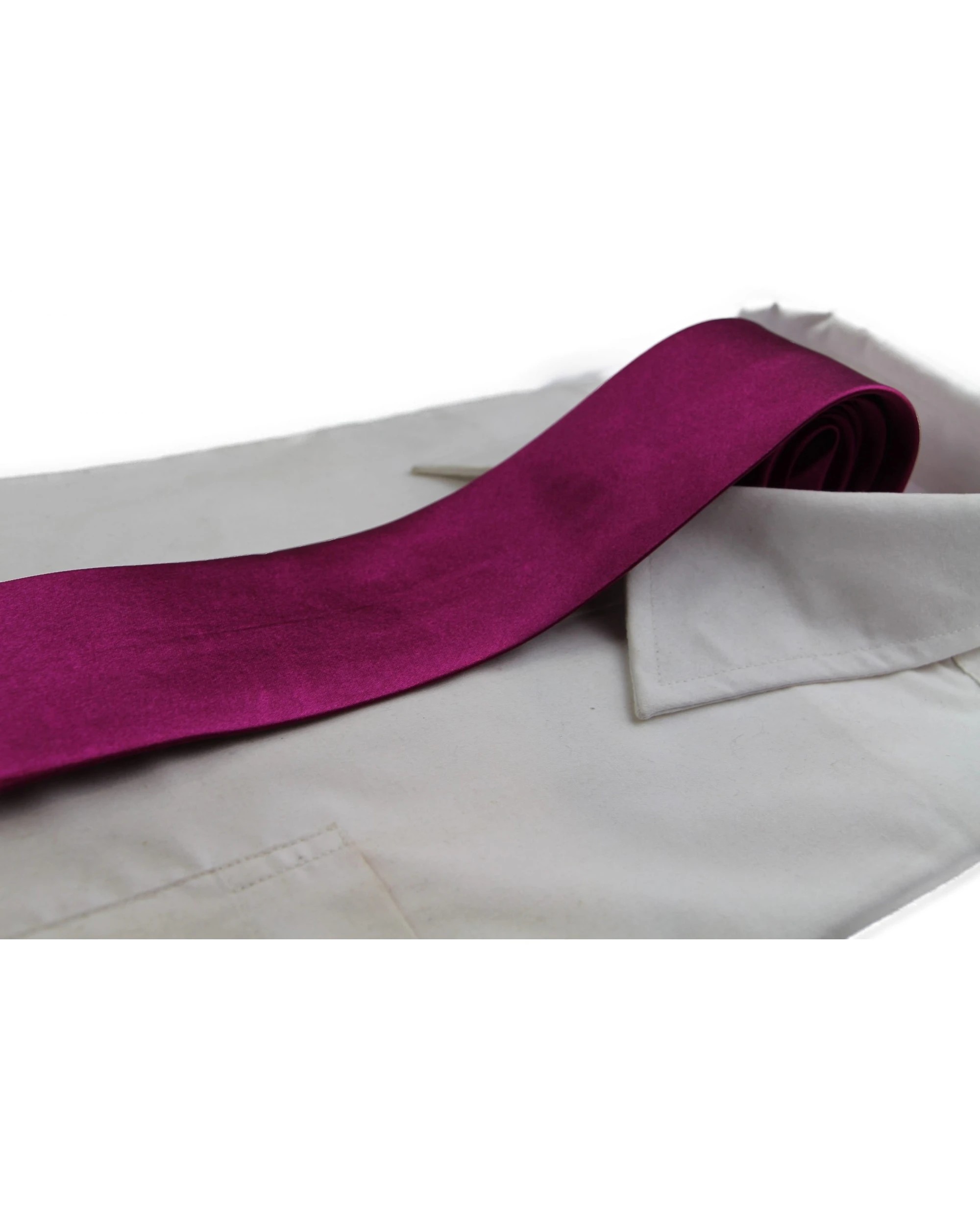 1 Zasel Mens Burgundy 8cm Plain Neck Tie, 1 of 2