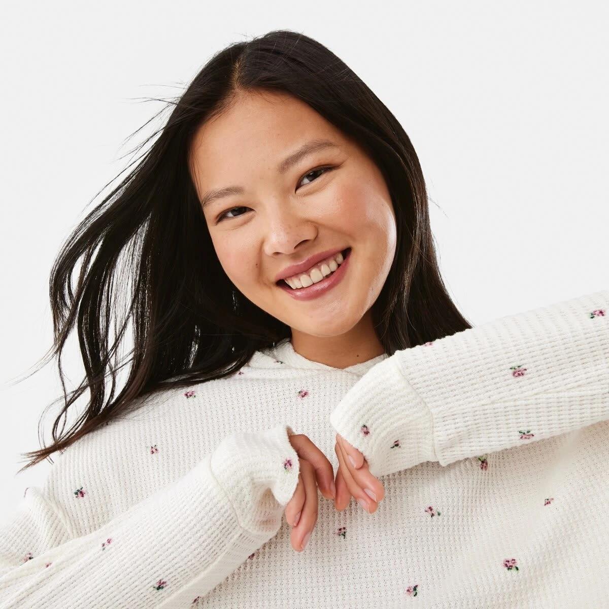 5 Waffle Top and Shorts Pyjama Set Wntr Ditsy, 5 of 8