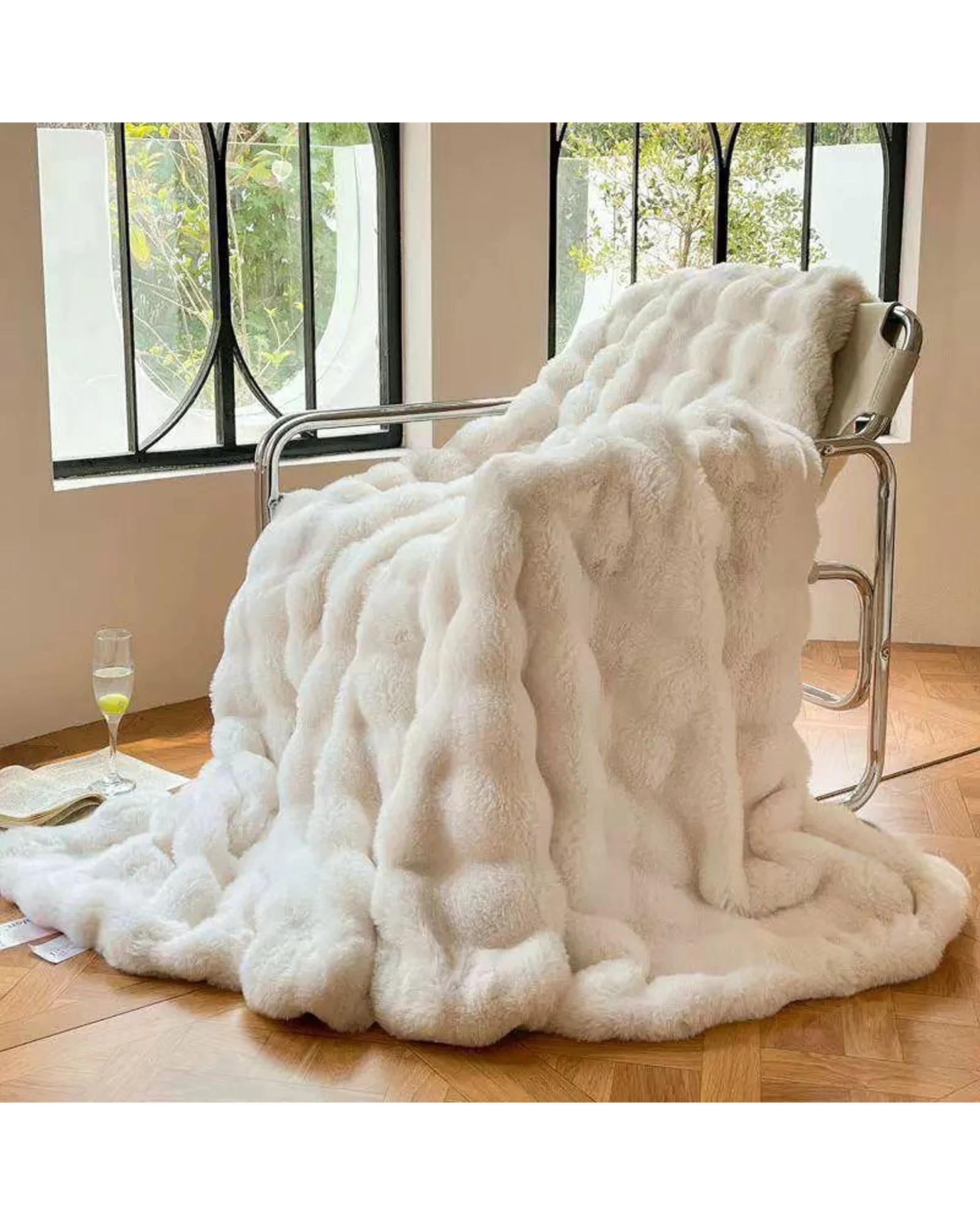 2 Cotton More Super Soft Large Faux Fur Winter Blanket Throw 200x230cm - White, 2 of 6