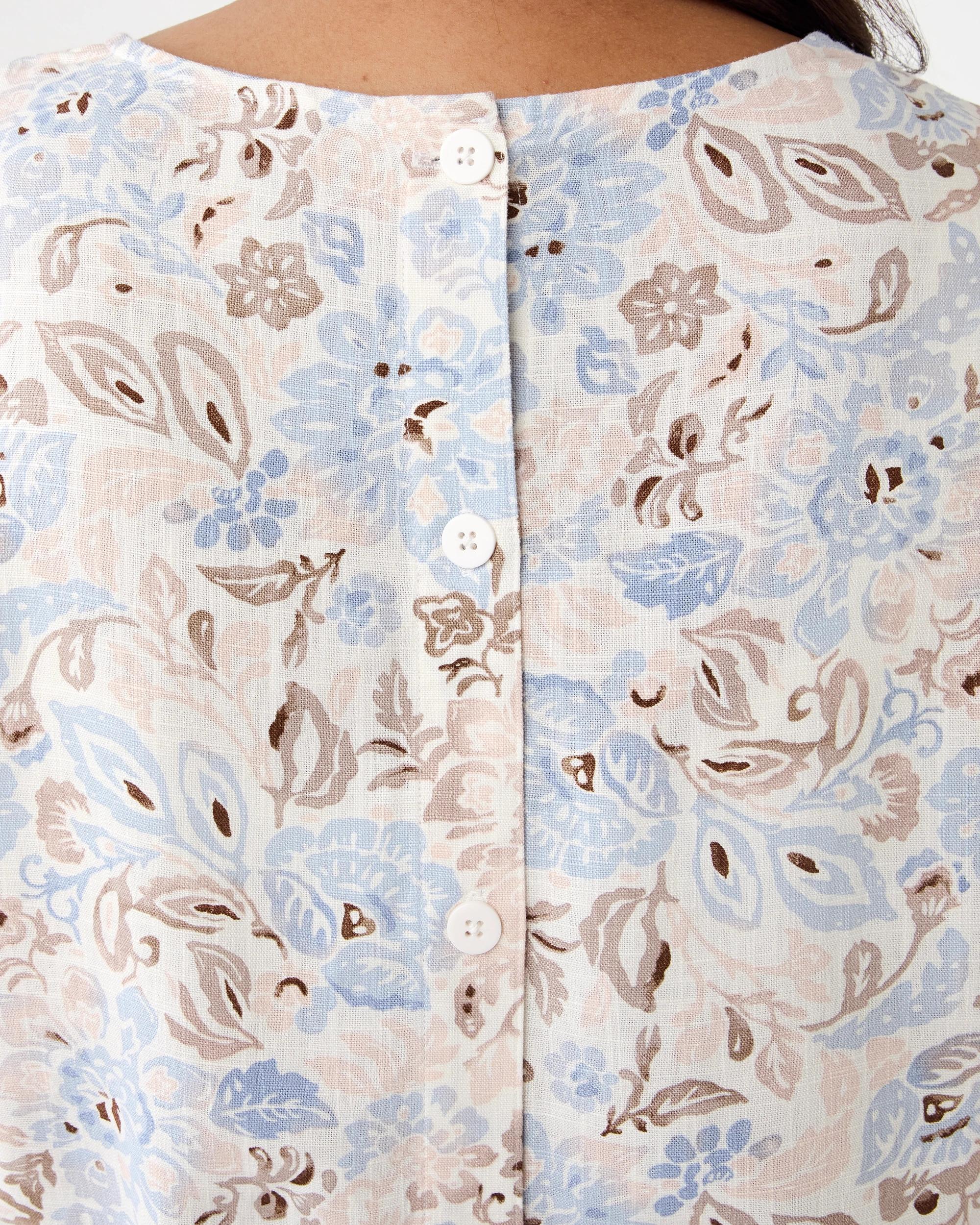 7 Curve Short Sleeve Button Back Top Chintz Frl, 7 of 7