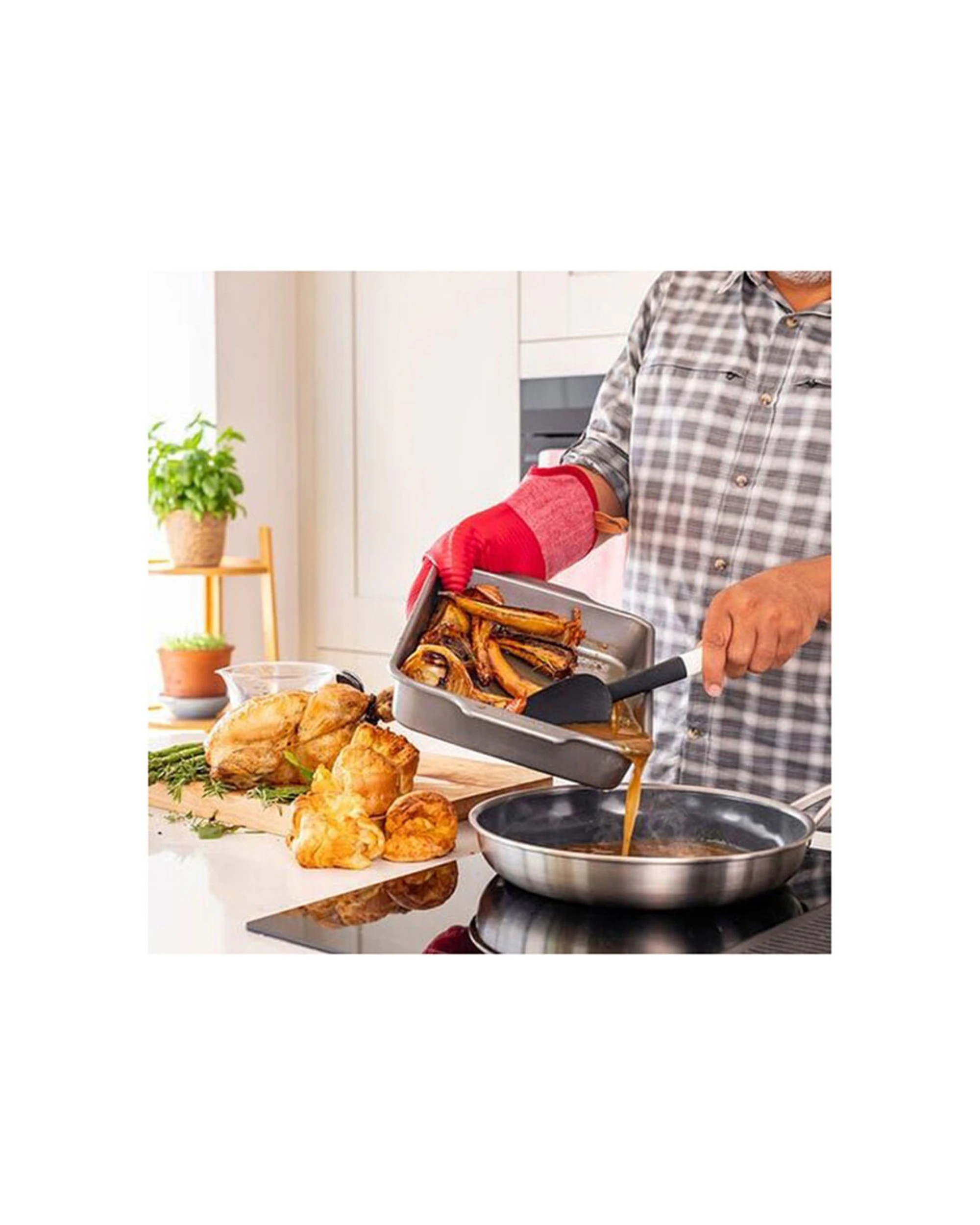 5 KitchenAid 2PK Ribbed Soft Silicone Oven Glove Heat Resistant Up To 260c - Red, 5 of 6